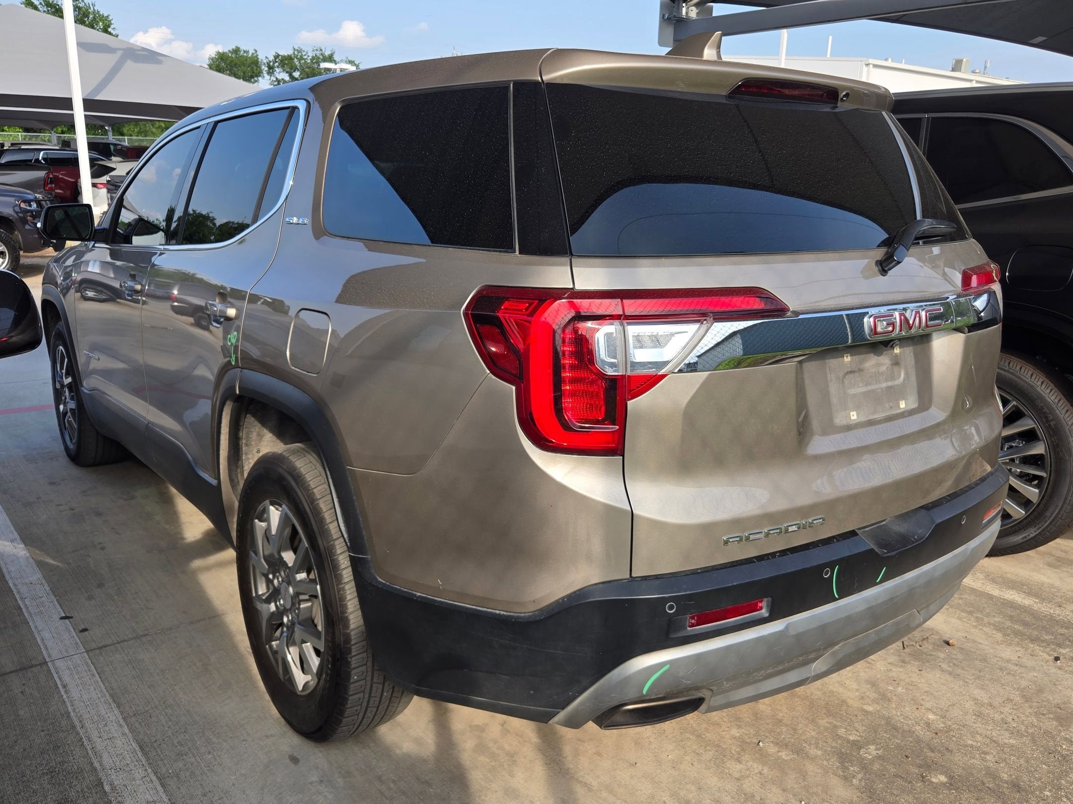 2022 GMC Acadia SLE