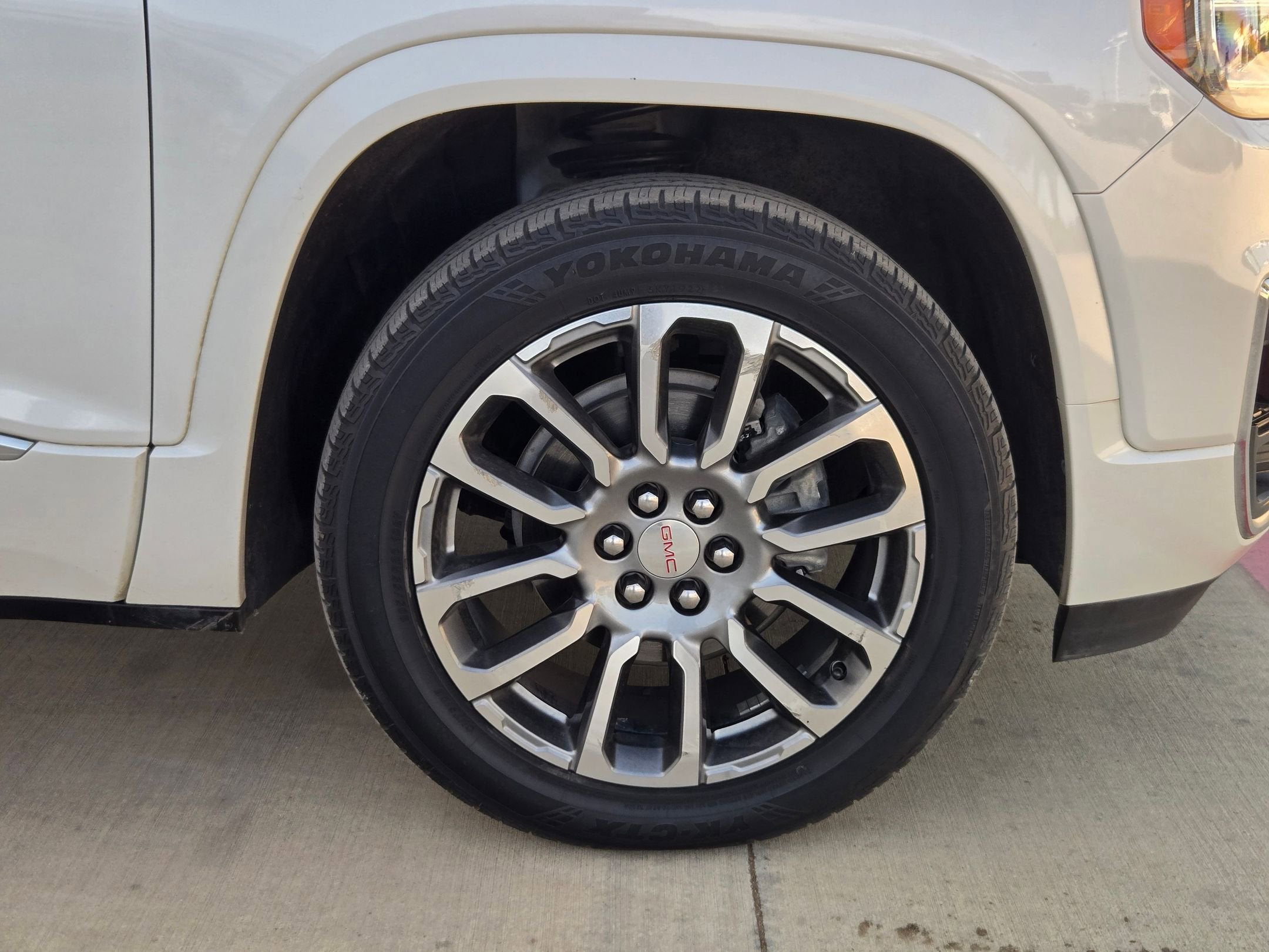 2021 GMC Acadia Denali