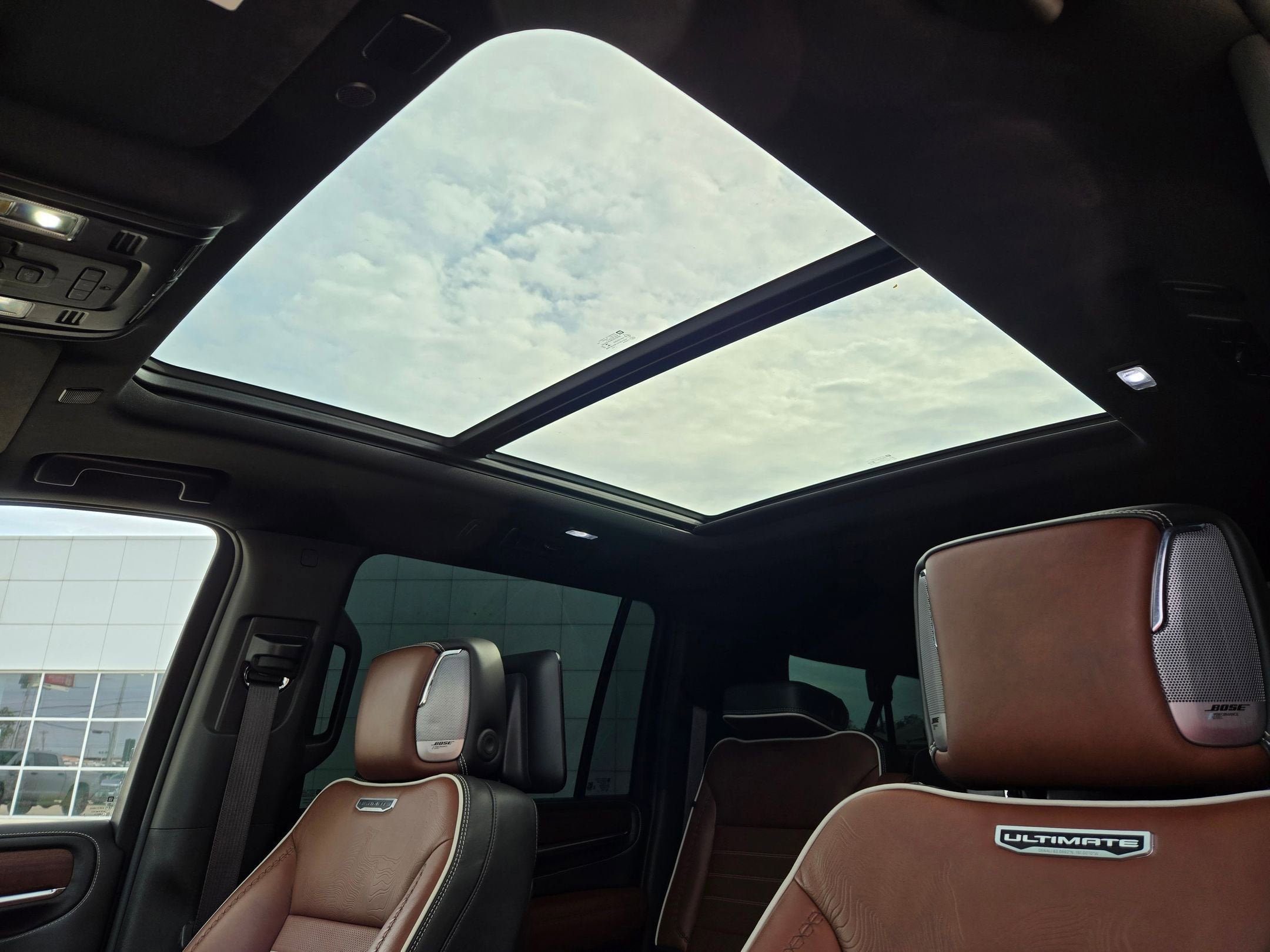 2023 GMC Yukon Denali Ultimate