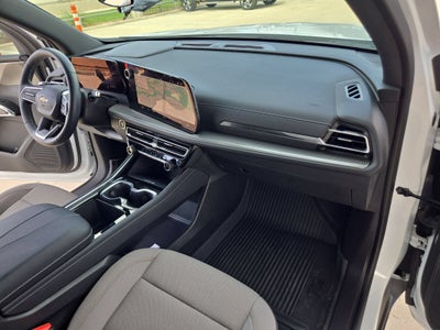 2026 Chevrolet Traverse FWD LT
