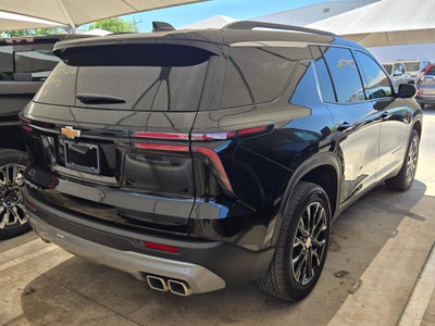 2025 Chevrolet Traverse FWD LT