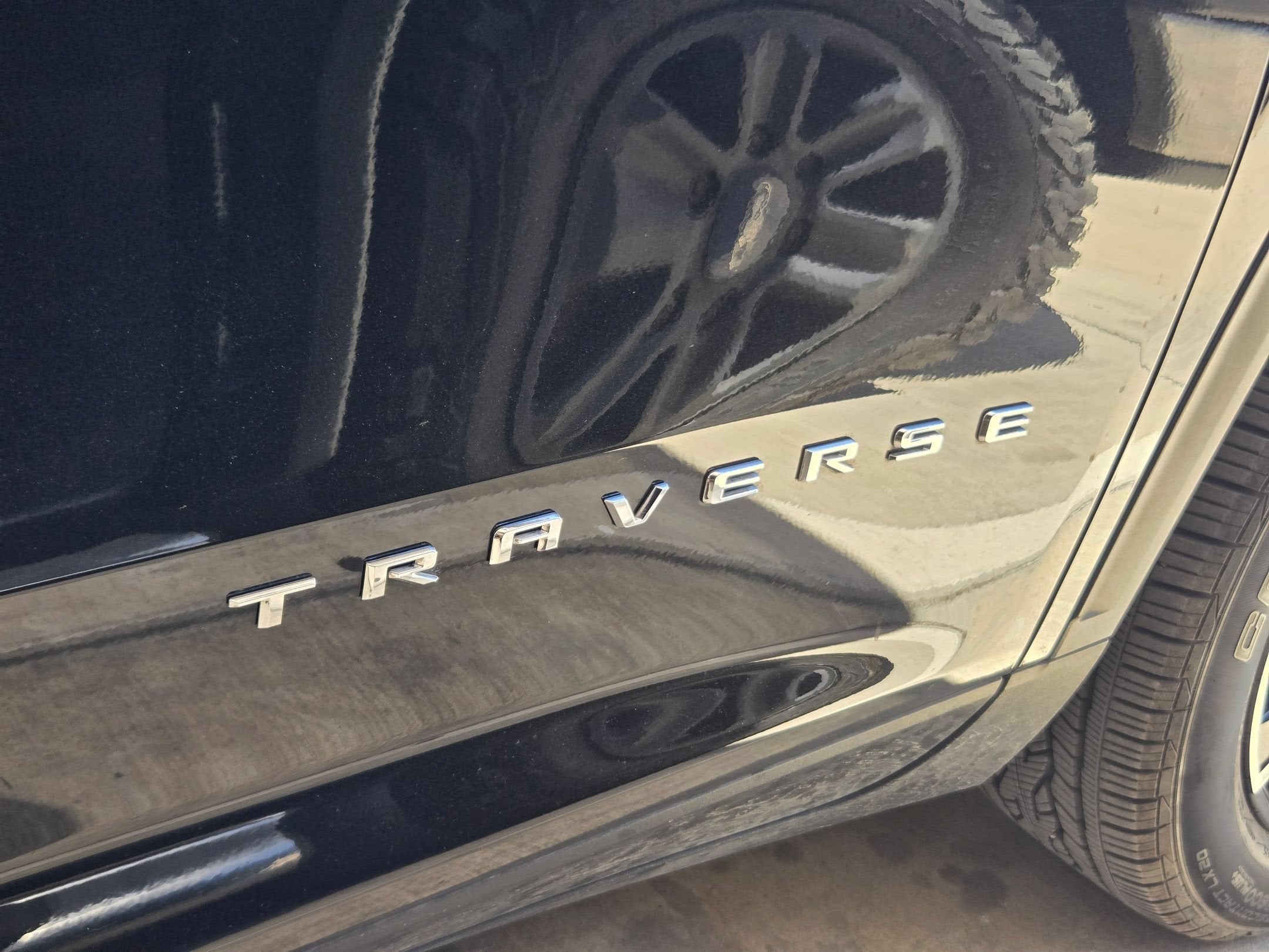 2025 Chevrolet Traverse FWD LT