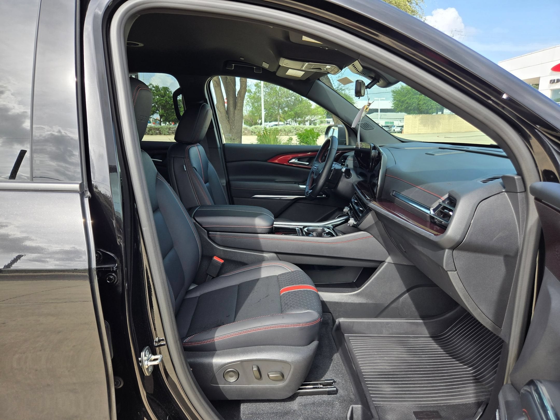2026 Chevrolet Traverse FWD RS