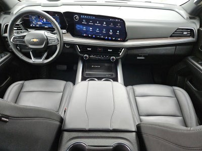 2025 Chevrolet Suburban LT