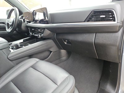 2025 Chevrolet Suburban LT