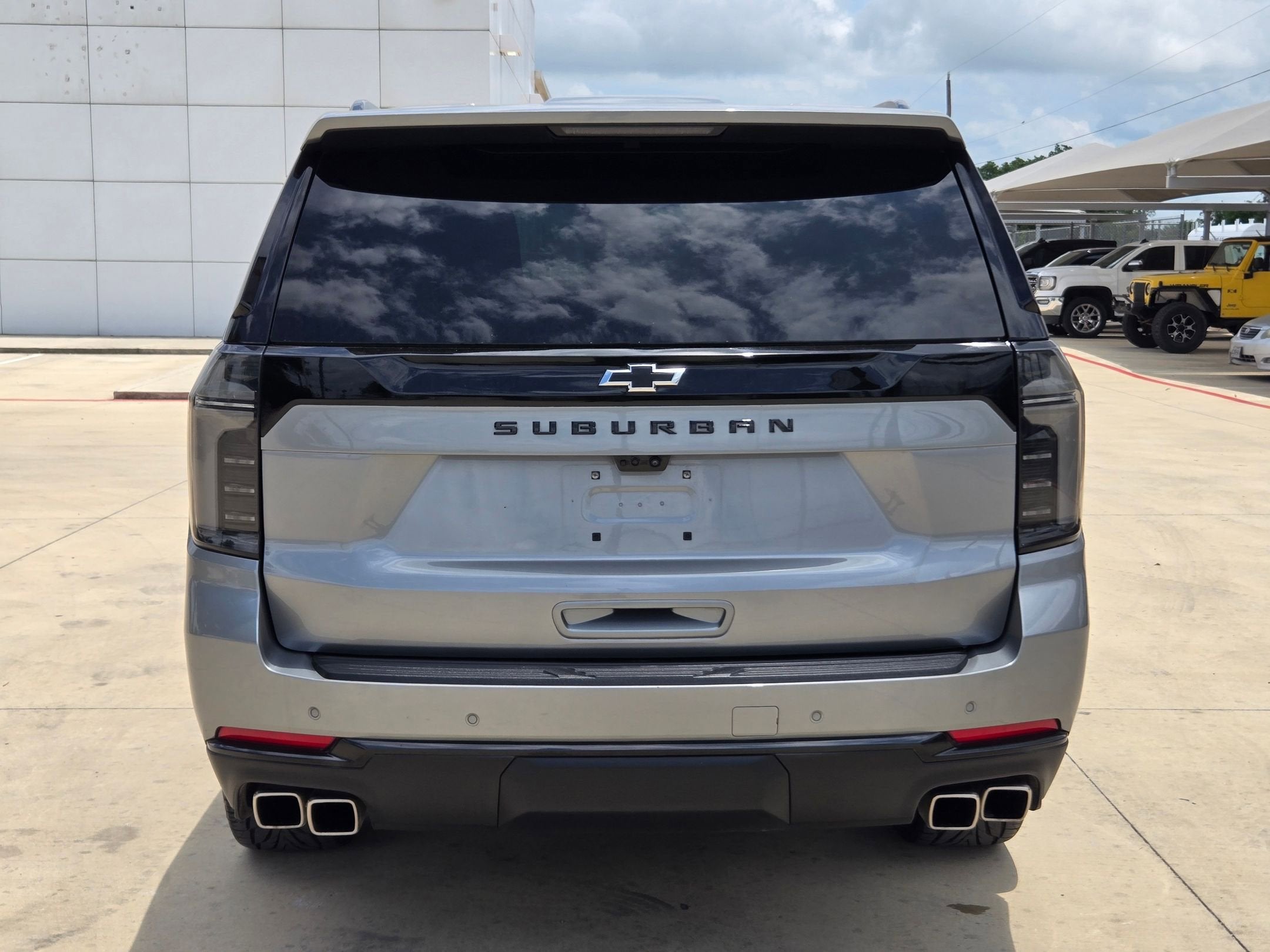 2025 Chevrolet Suburban High Country