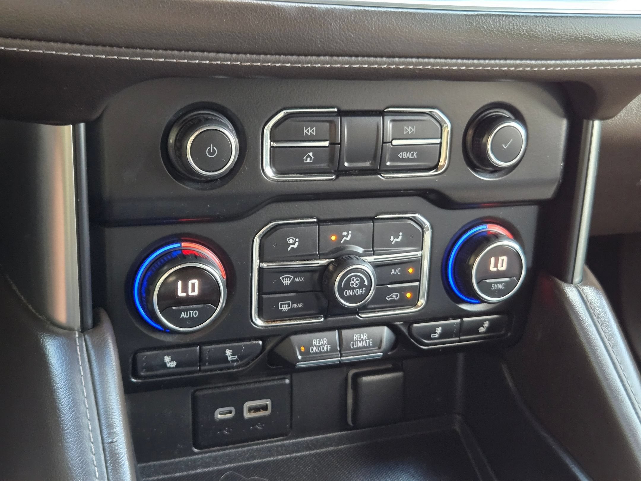 2021 Chevrolet Suburban Z71