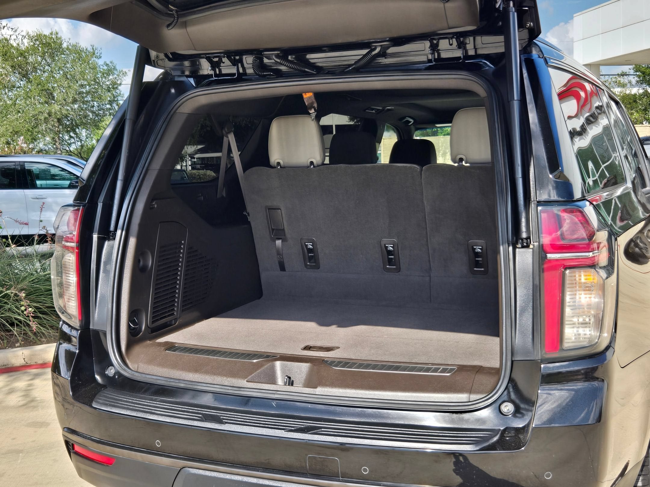 2021 Chevrolet Suburban Z71