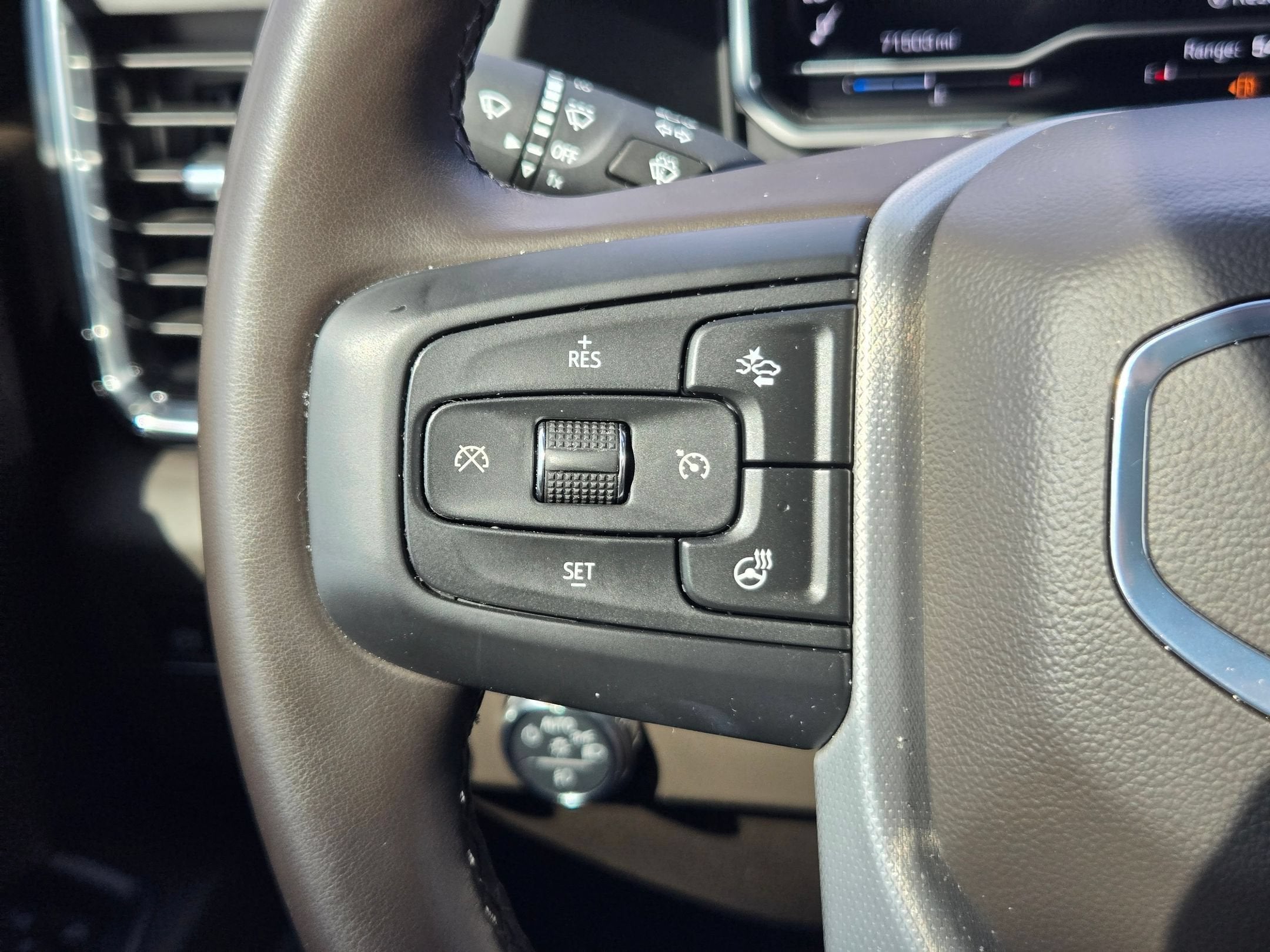 2024 GMC Sierra 3500HD Denali