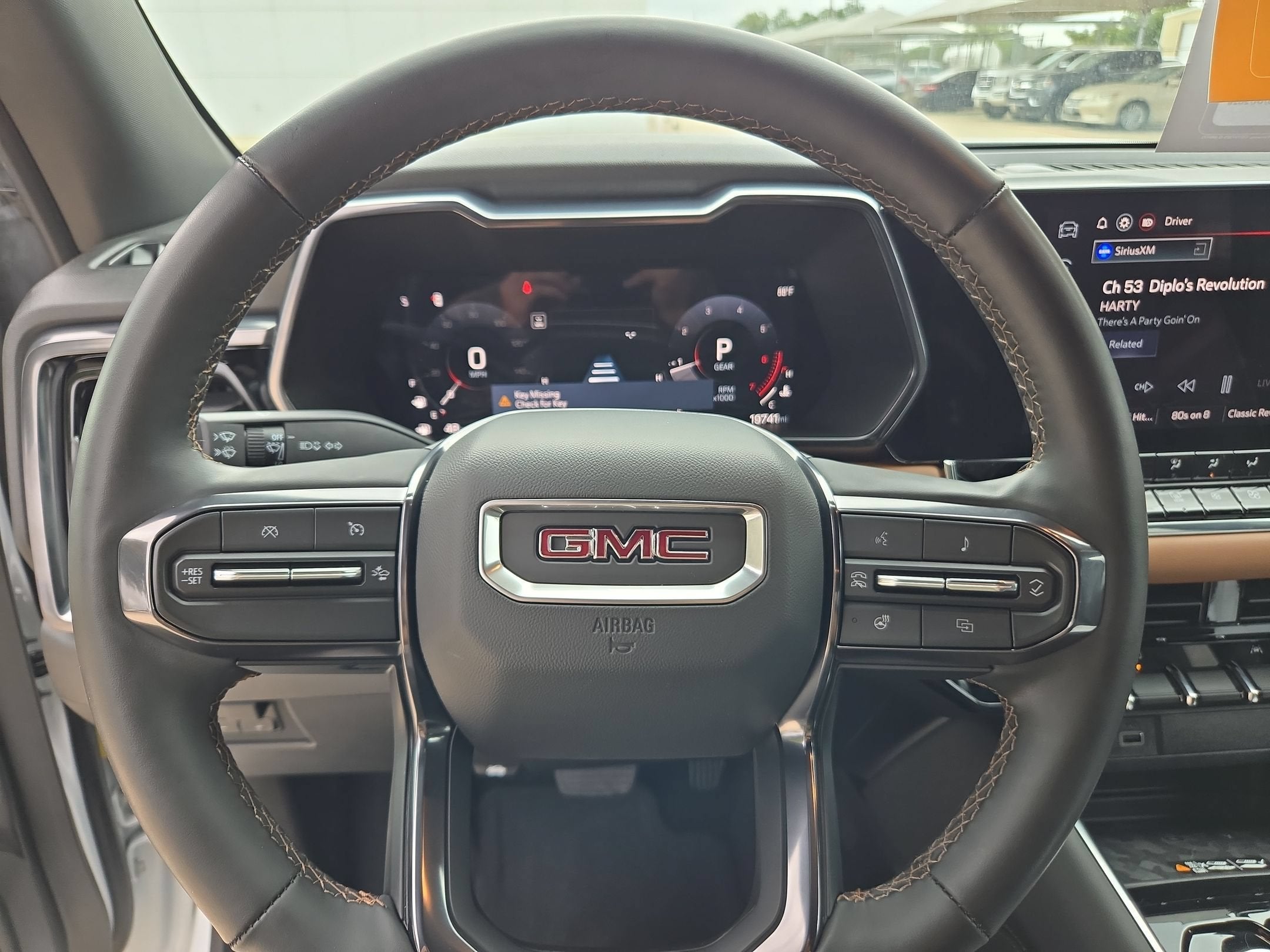 2025 GMC Canyon 4WD AT4