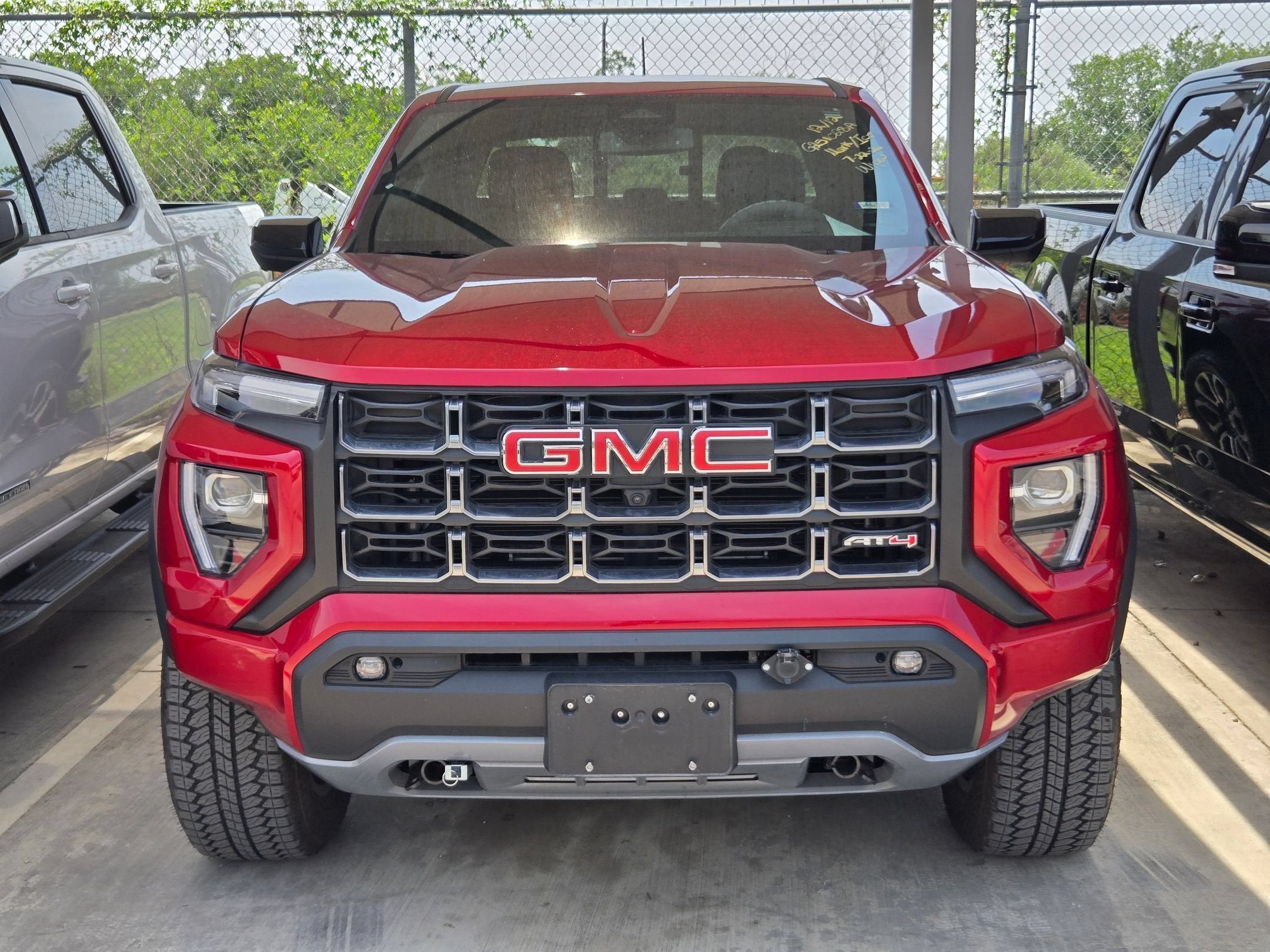 2024 GMC Canyon 4WD AT4
