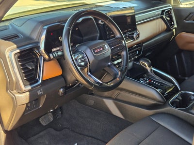 2024 GMC Canyon 4WD AT4