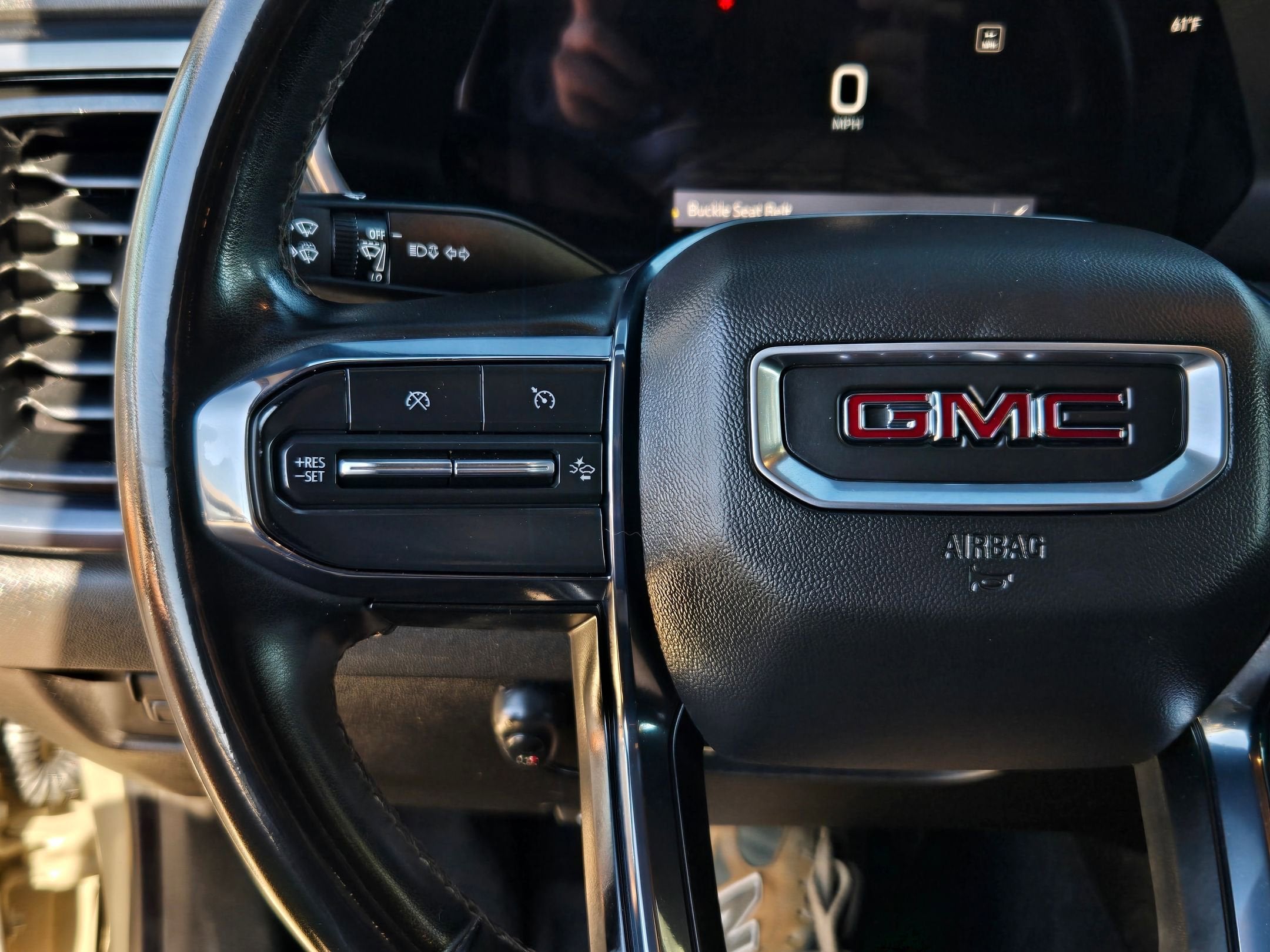 2024 GMC Canyon 4WD AT4