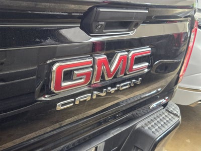 2024 GMC Canyon 4WD AT4