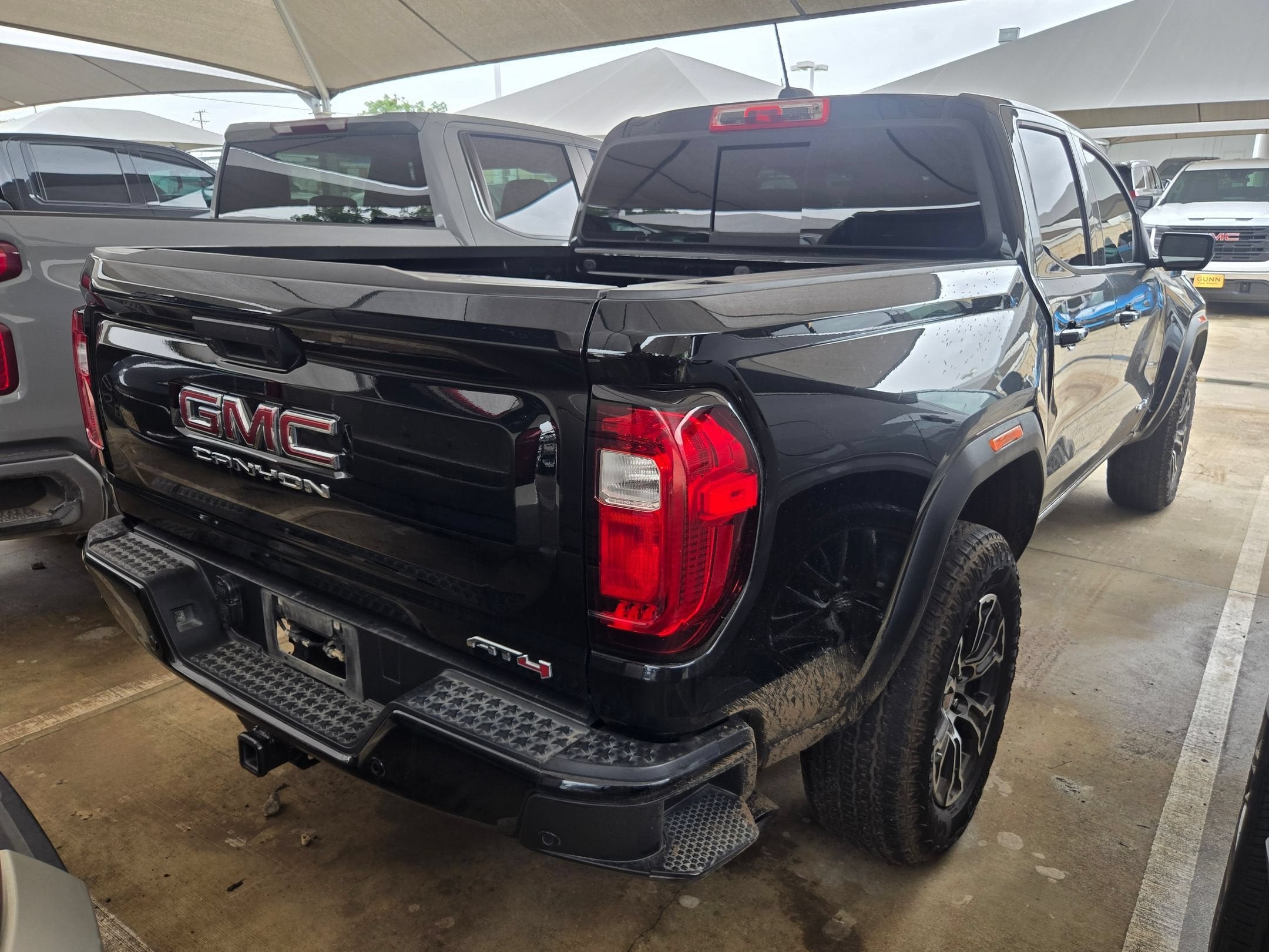 2024 GMC Canyon 4WD AT4
