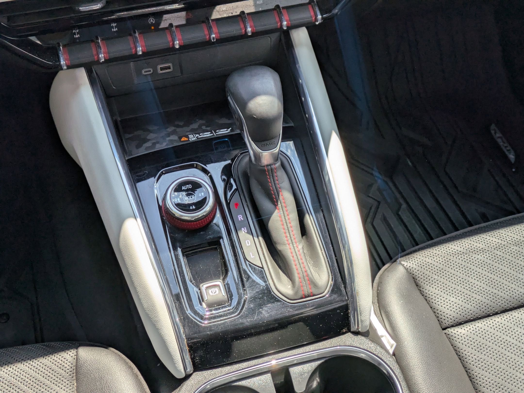 2023 GMC Canyon 4WD AT4X