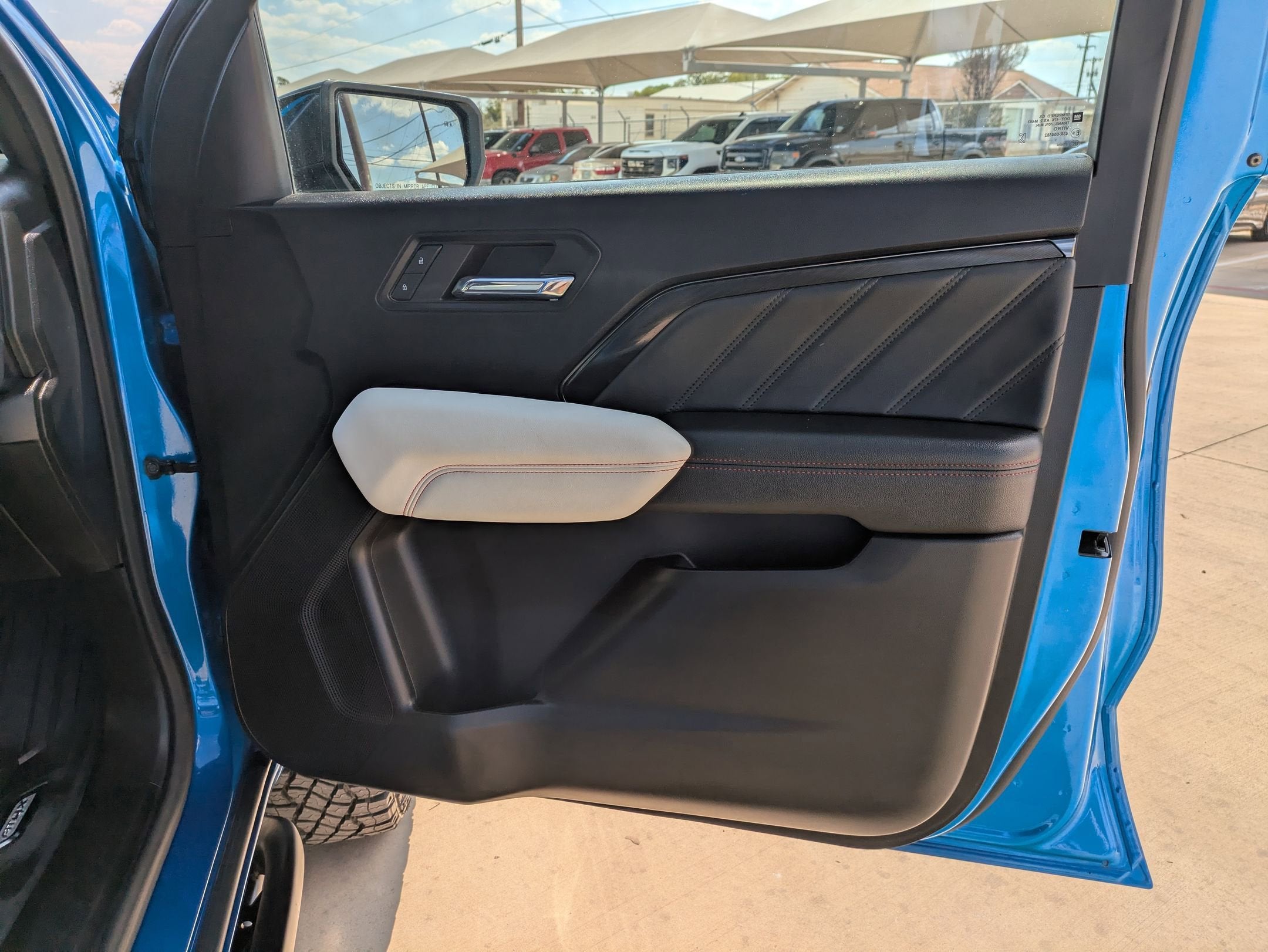 2023 GMC Canyon 4WD AT4X