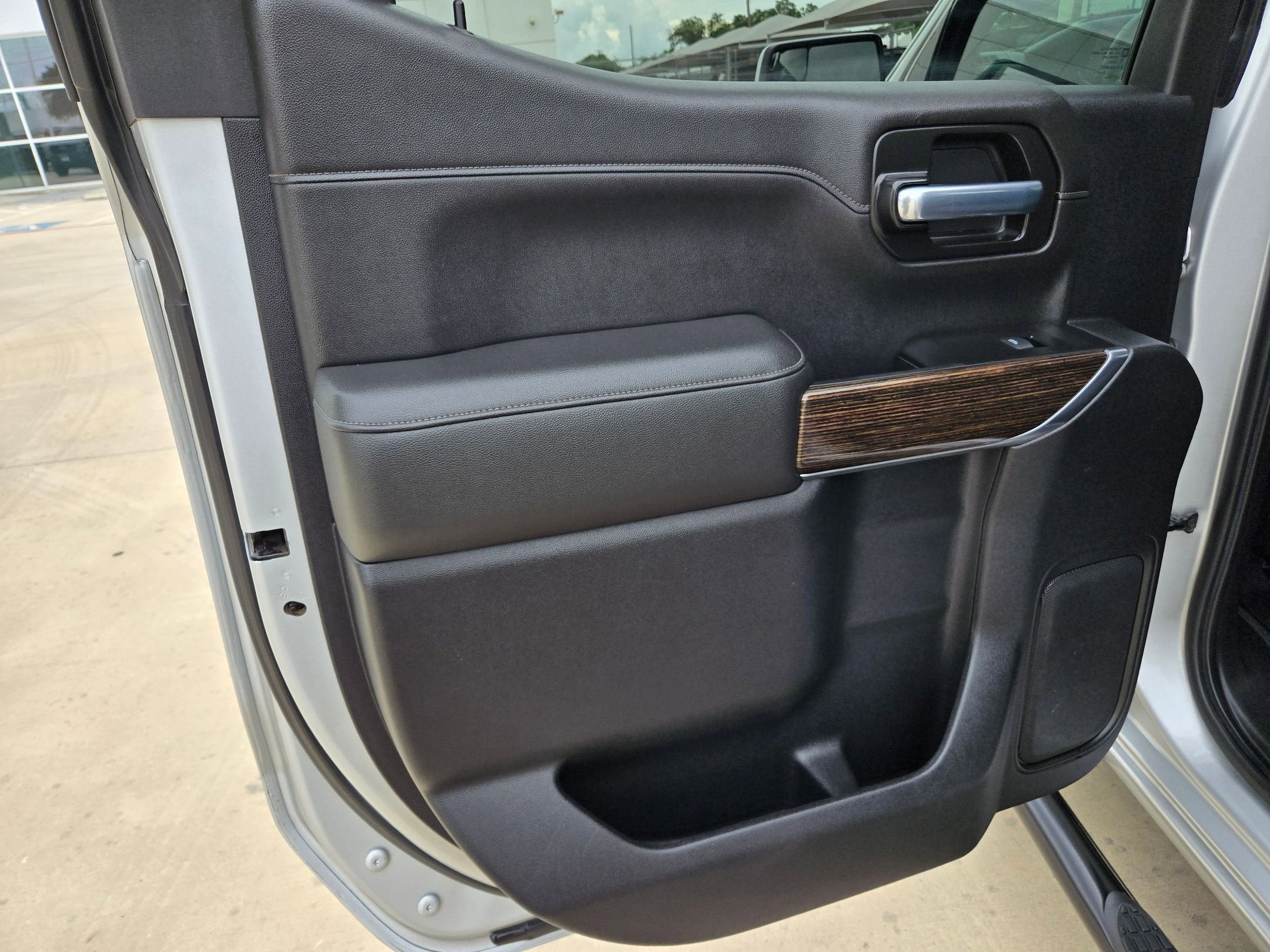 2020 GMC Sierra 1500 SLE