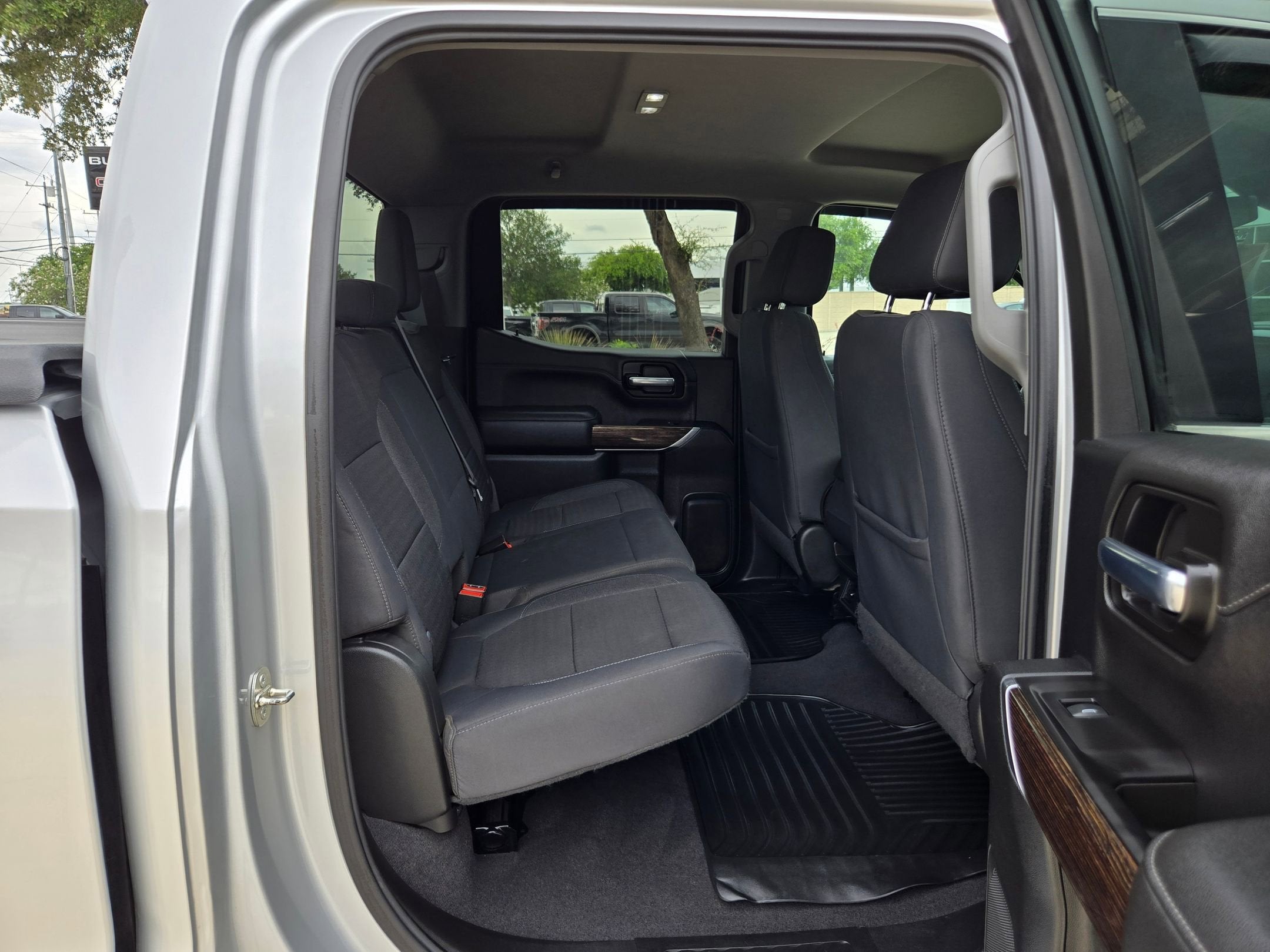 2020 GMC Sierra 1500 SLE