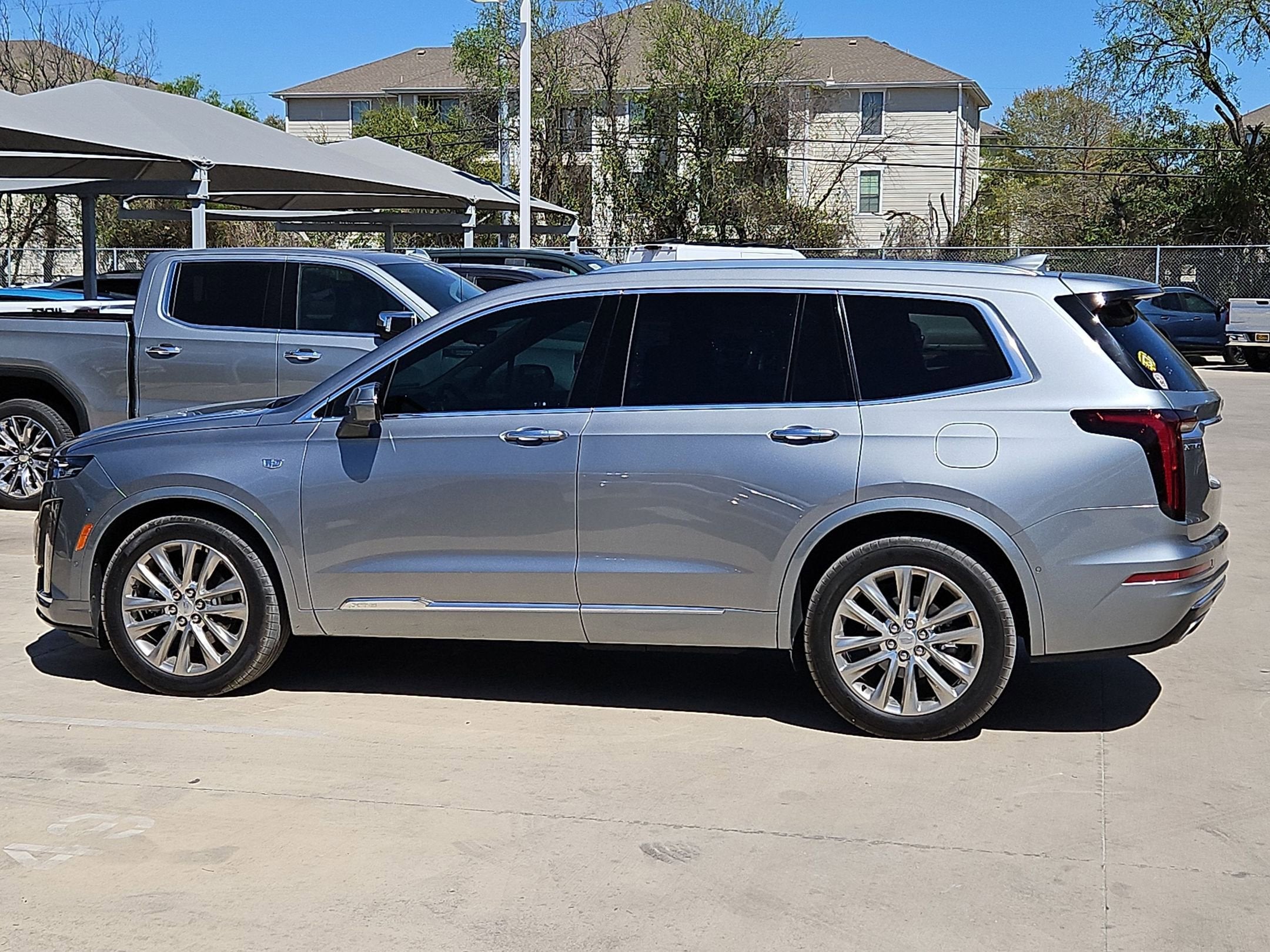 2023 Cadillac XT6 FWD Premium Luxury