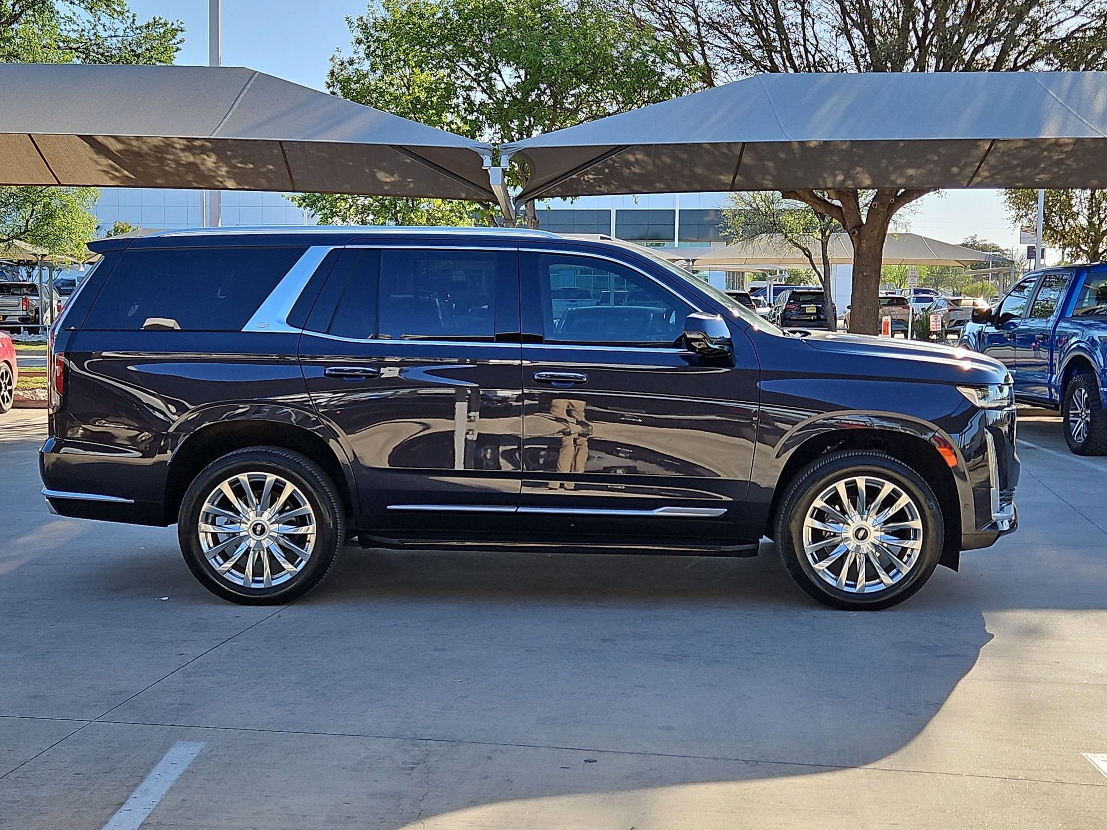 2023 Cadillac Escalade 4WD Premium Luxury