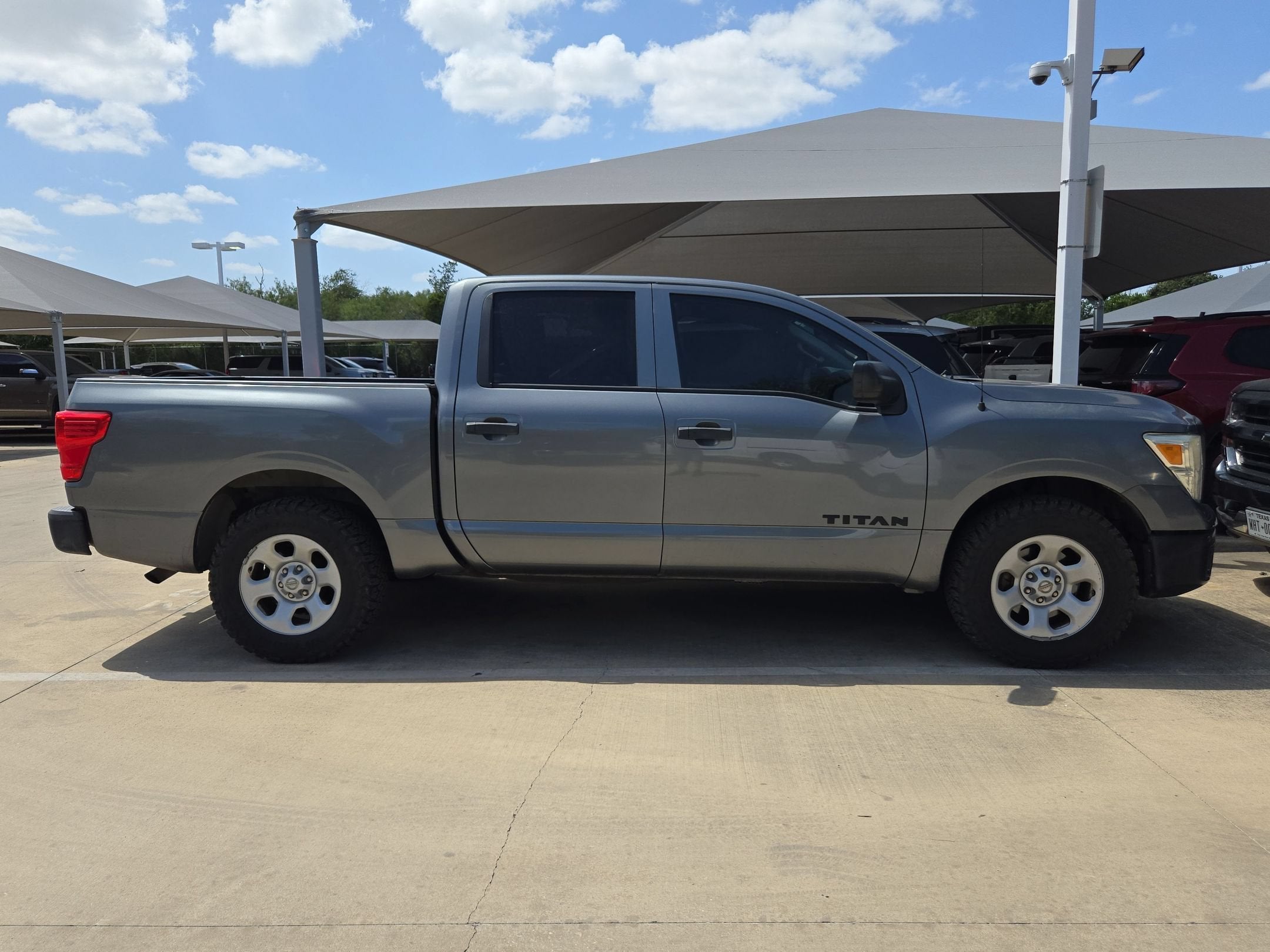 2017 Nissan Titan S