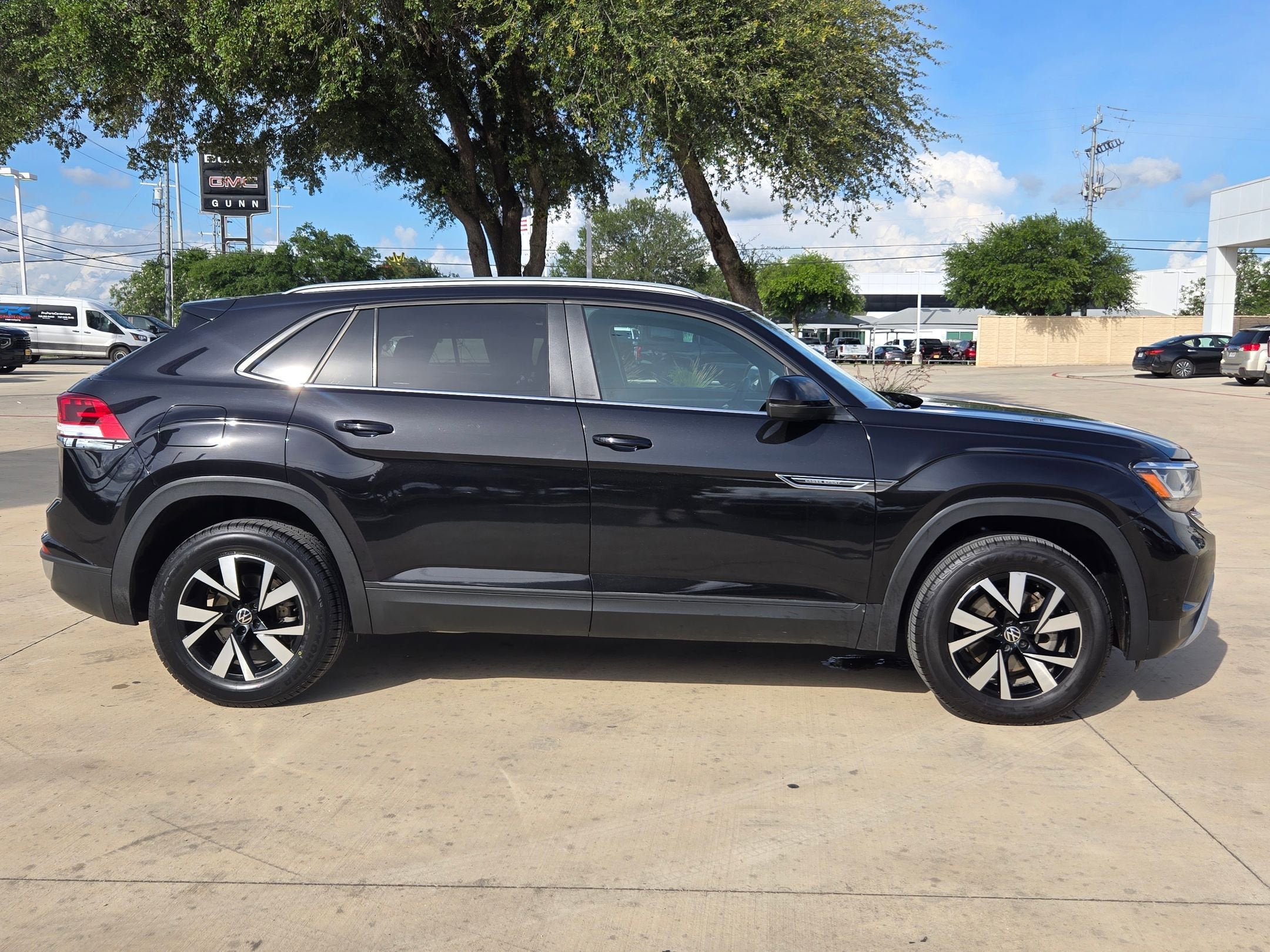 2021 Volkswagen Atlas Cross Sport 2.0T SE