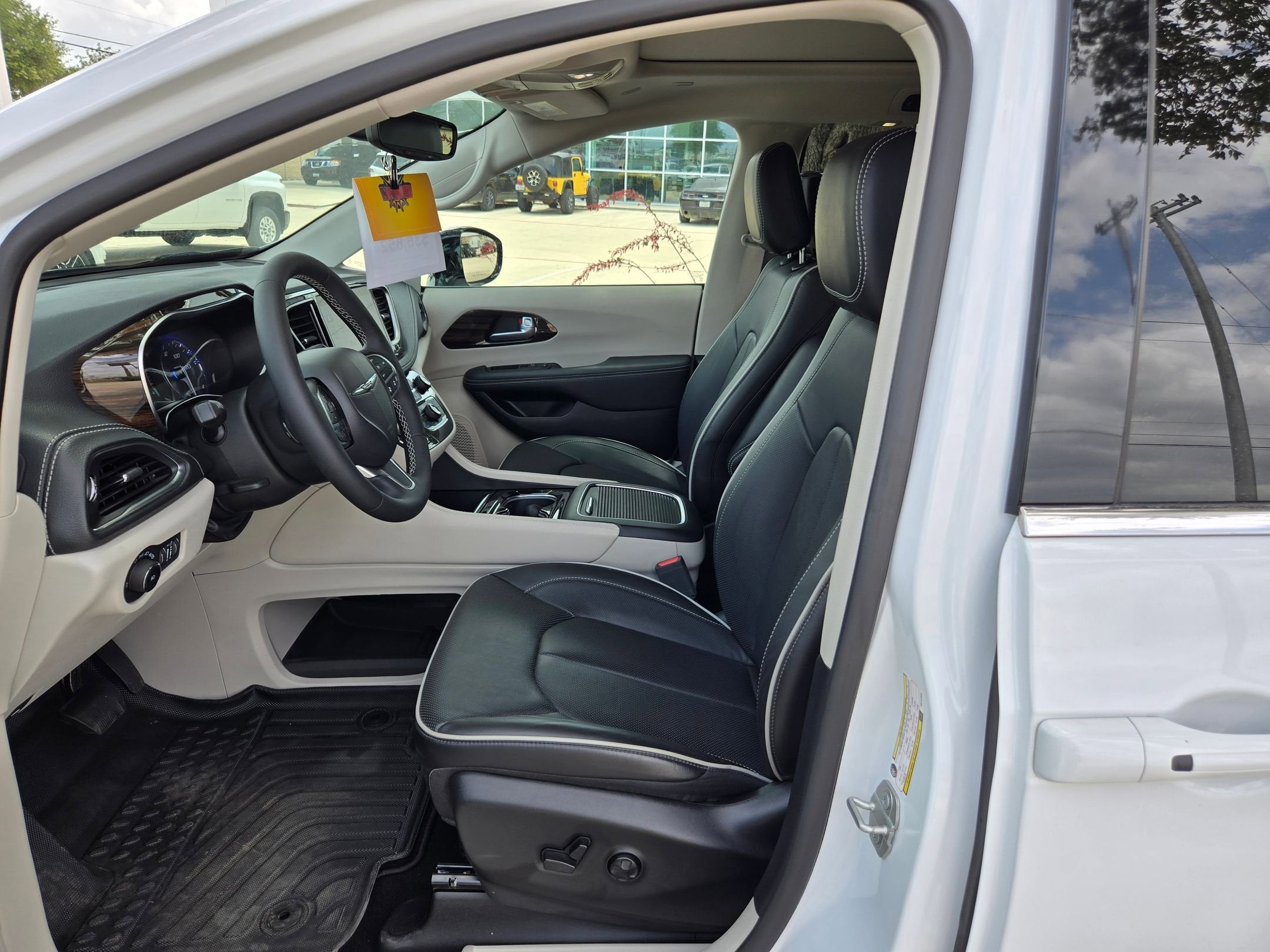 2024 Chrysler Pacifica Limited