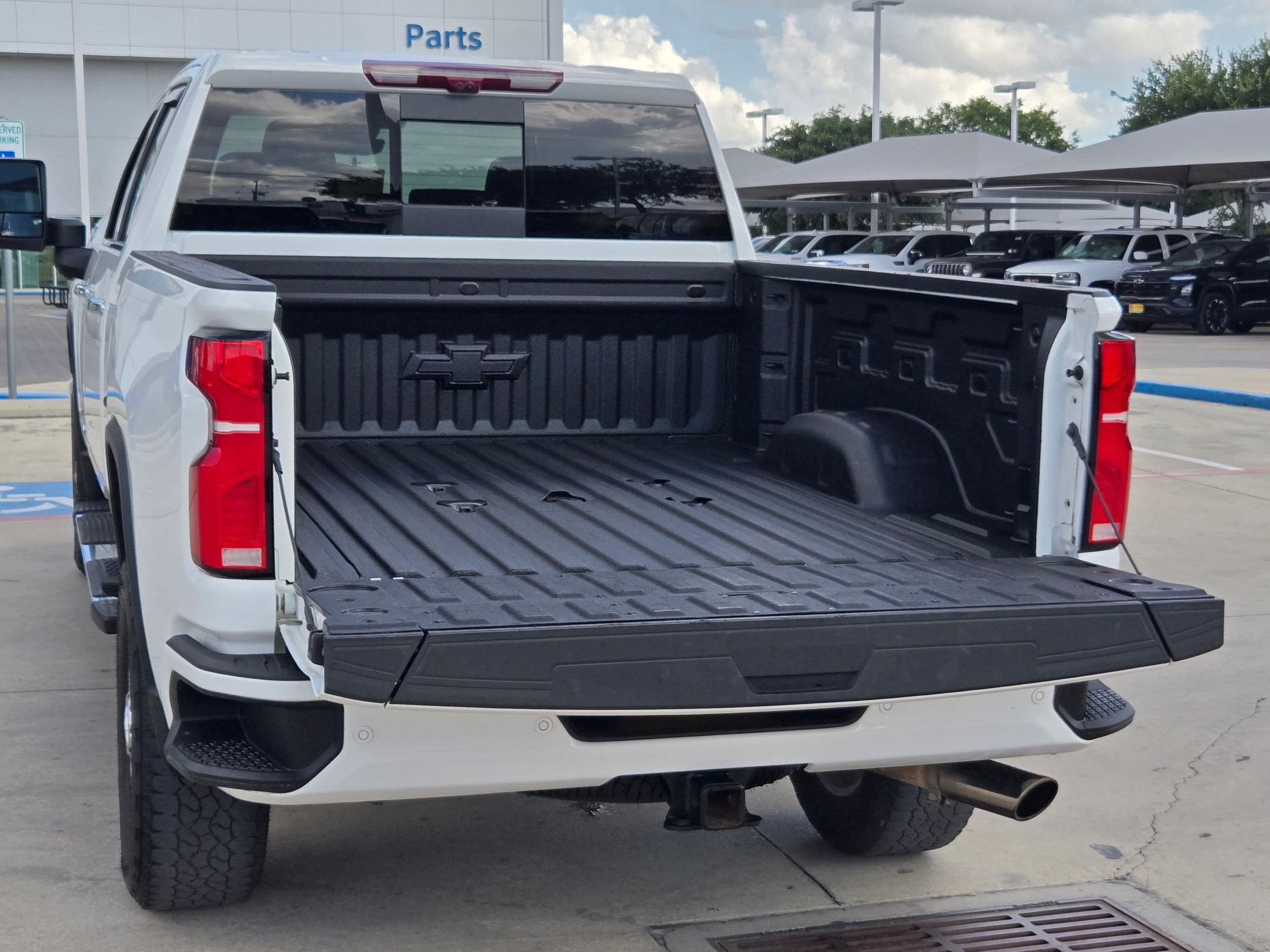 2025 Chevrolet Silverado 3500HD High Country