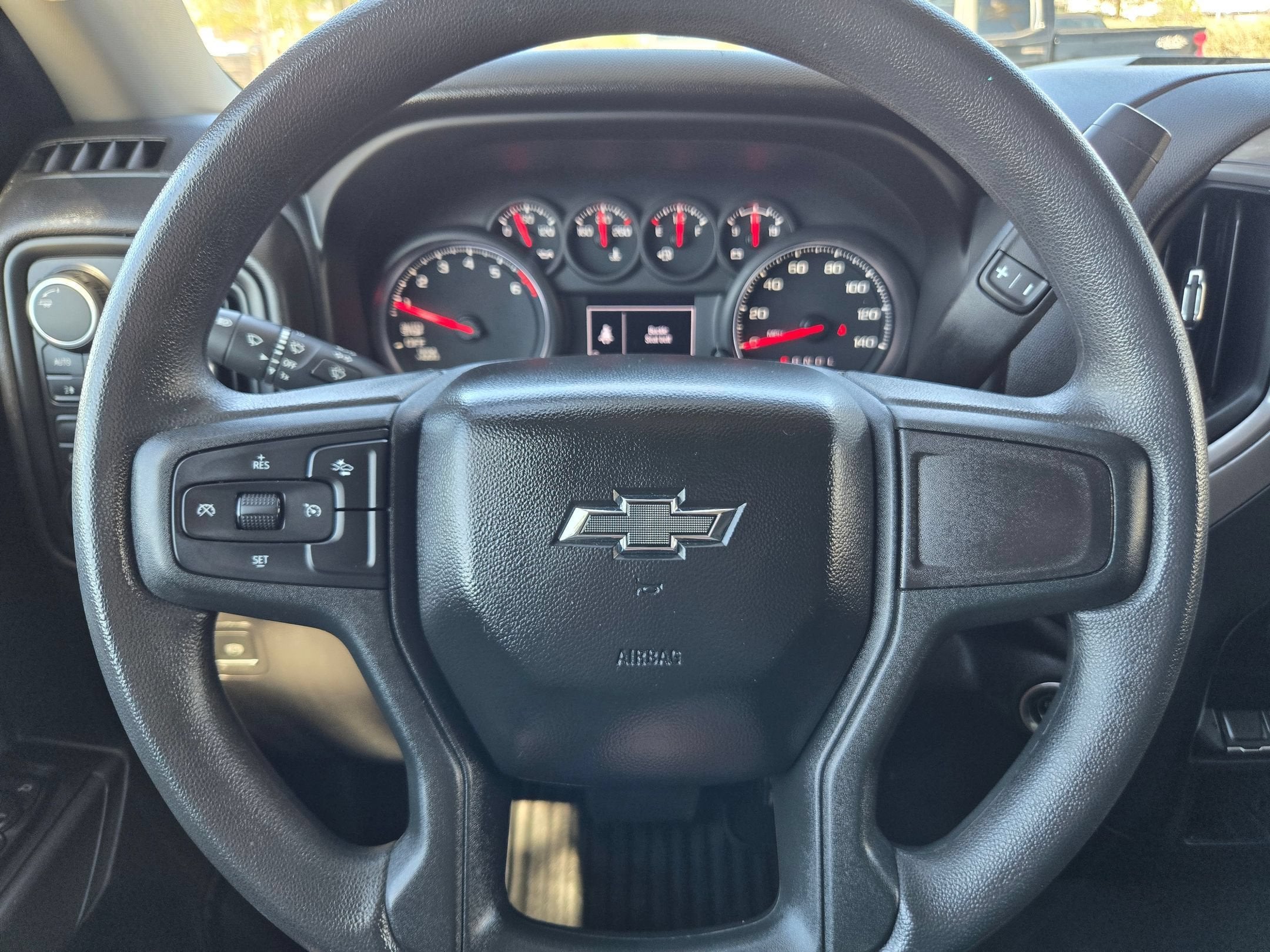 2022 Chevrolet Silverado 1500 Custom Trail Boss