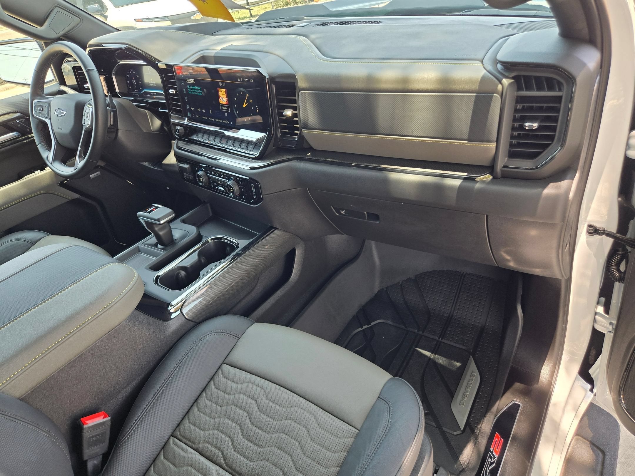 2025 Chevrolet Silverado 1500 ZR2