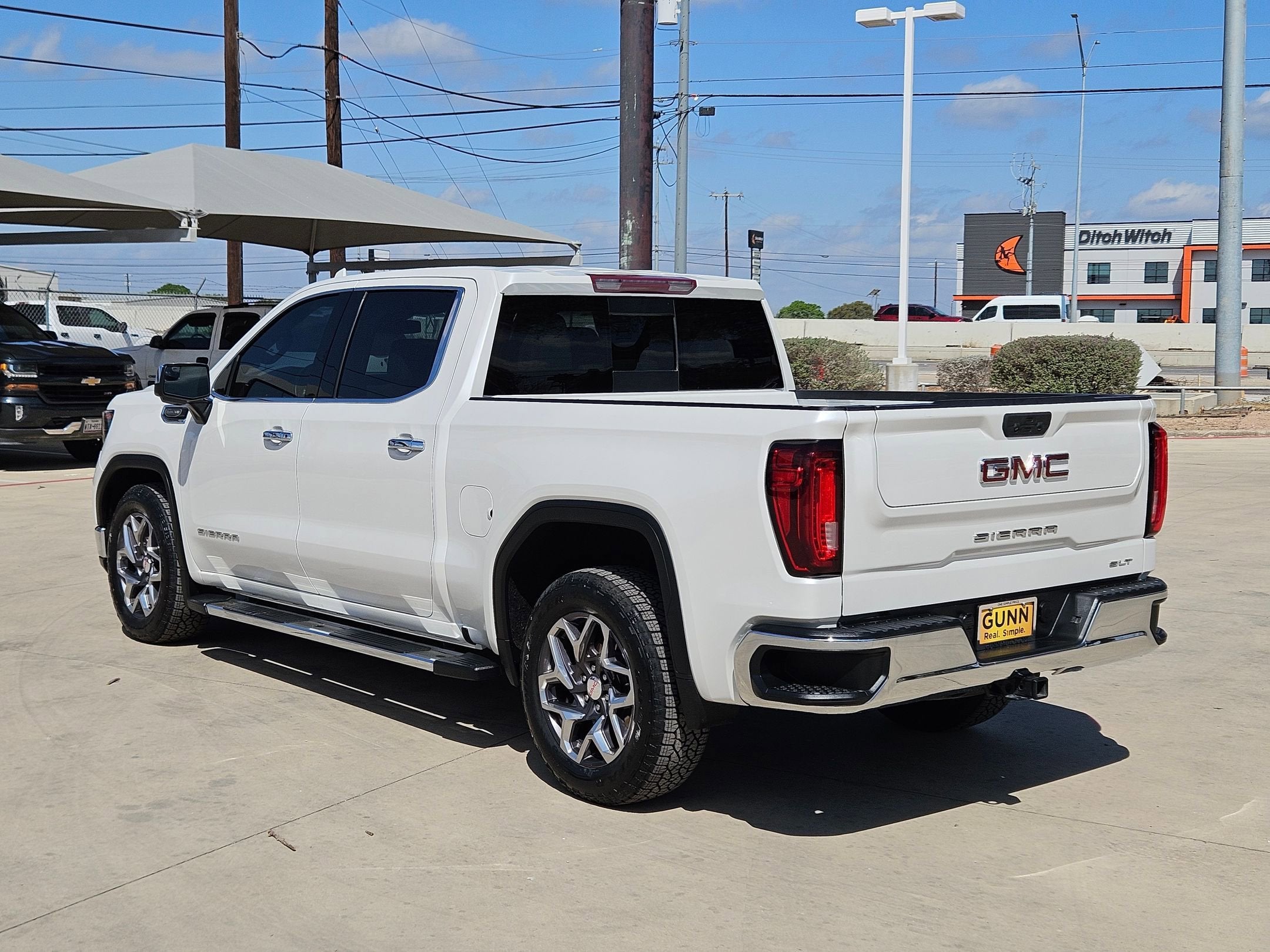 2022 GMC Sierra 1500 SLT