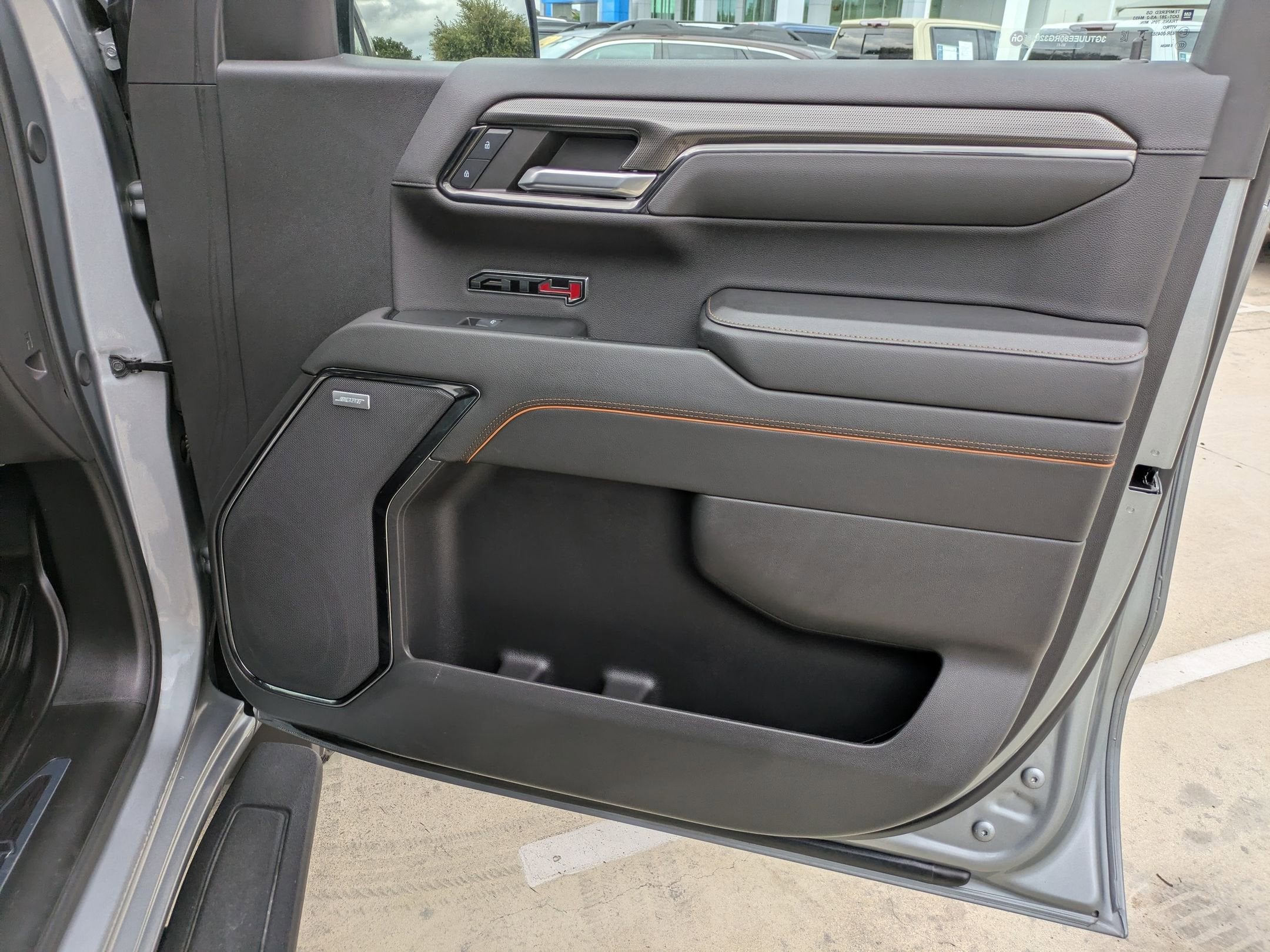 2024 GMC Sierra 1500 AT4
