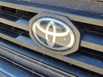 2022 Toyota Tacoma 2WD SR