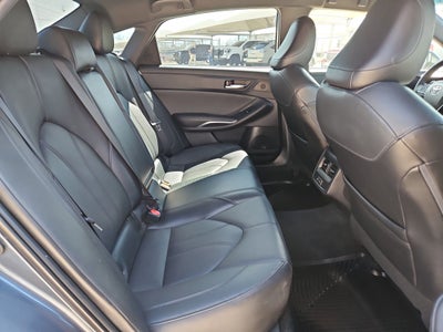 2022 Toyota Avalon XLE