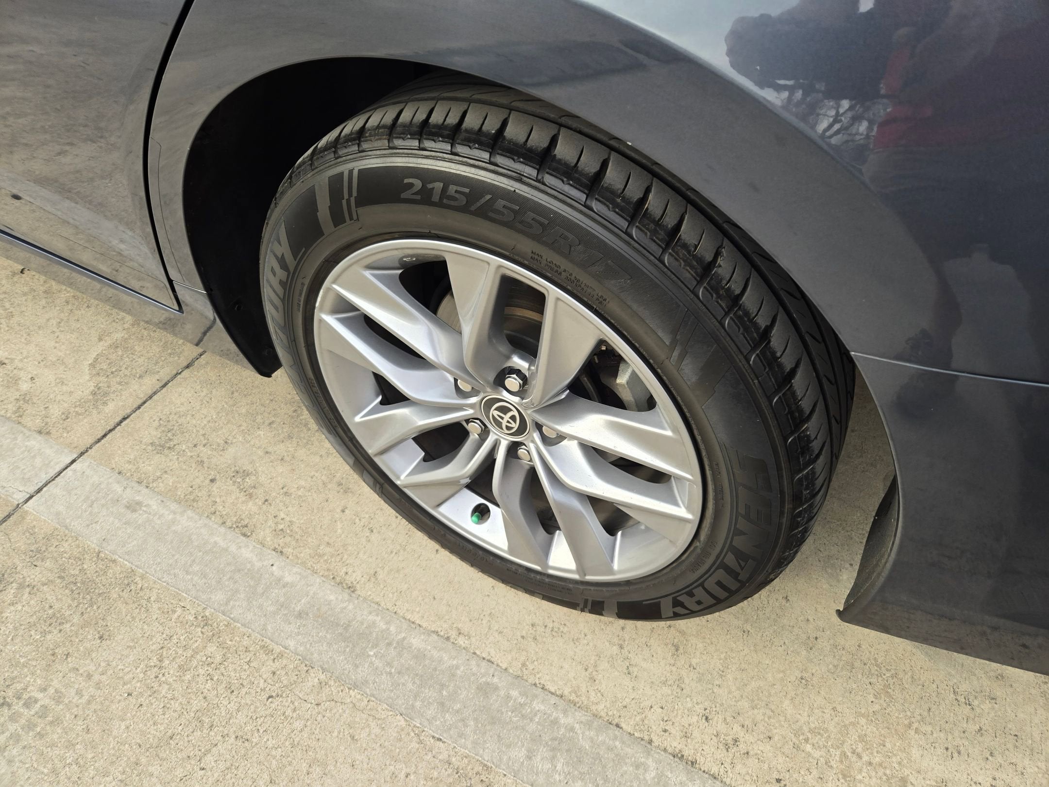 2022 Toyota Avalon XLE