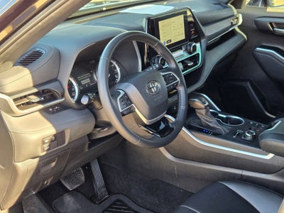 2024 Toyota Highlander XSE