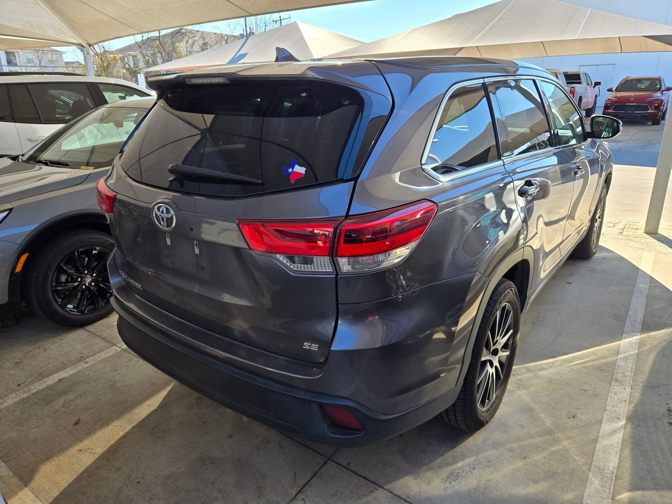 2017 Toyota Highlander SE