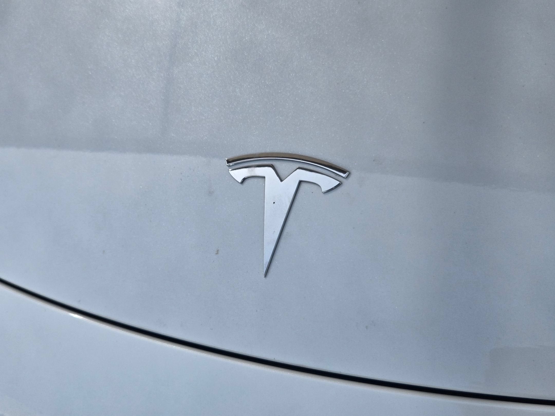 2023 Tesla Model Y LONG RANGE AWD