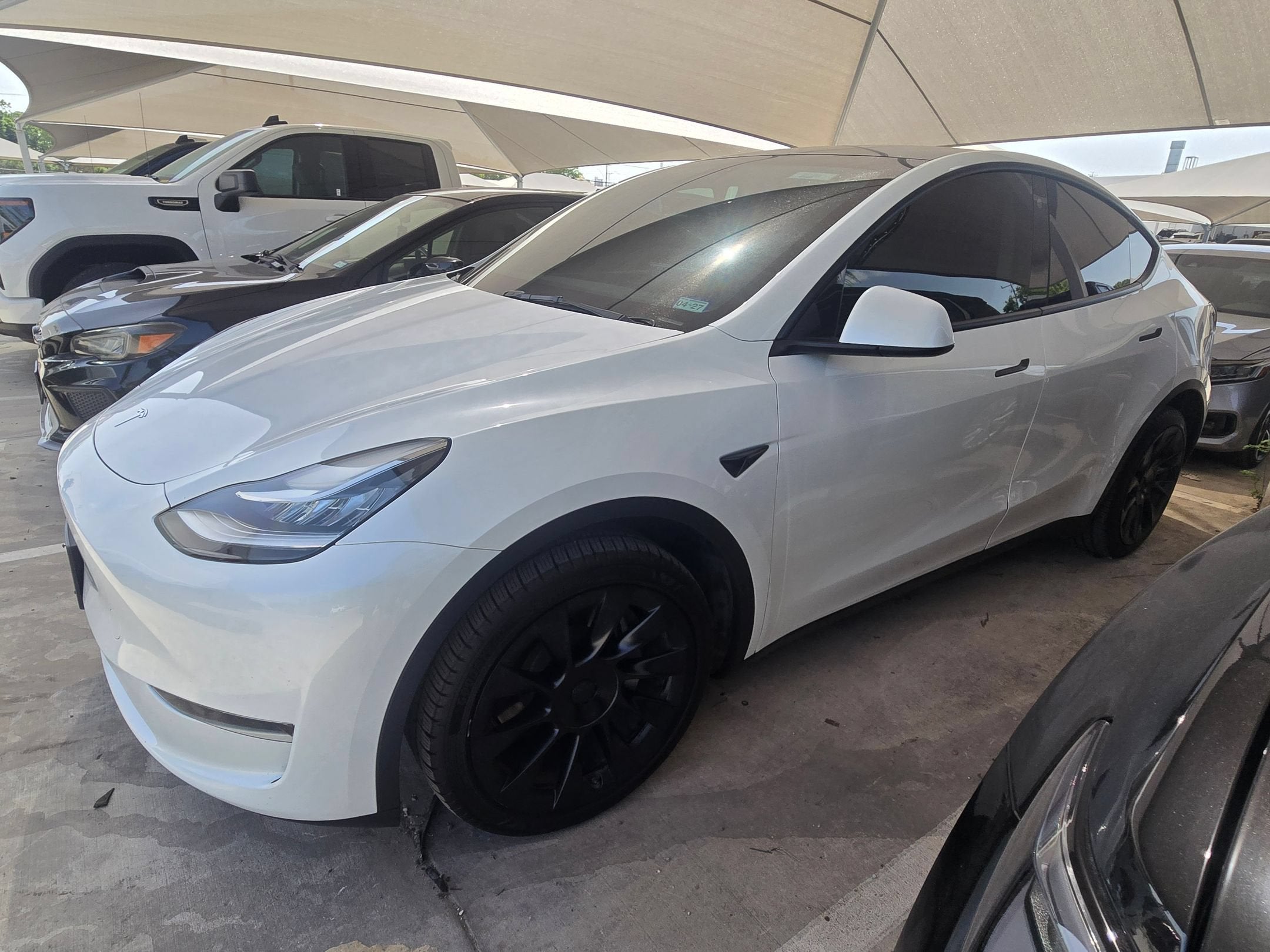 2023 Tesla Model Y LONG RANGE AWD