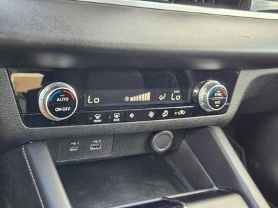 2023 Mitsubishi Outlander ES