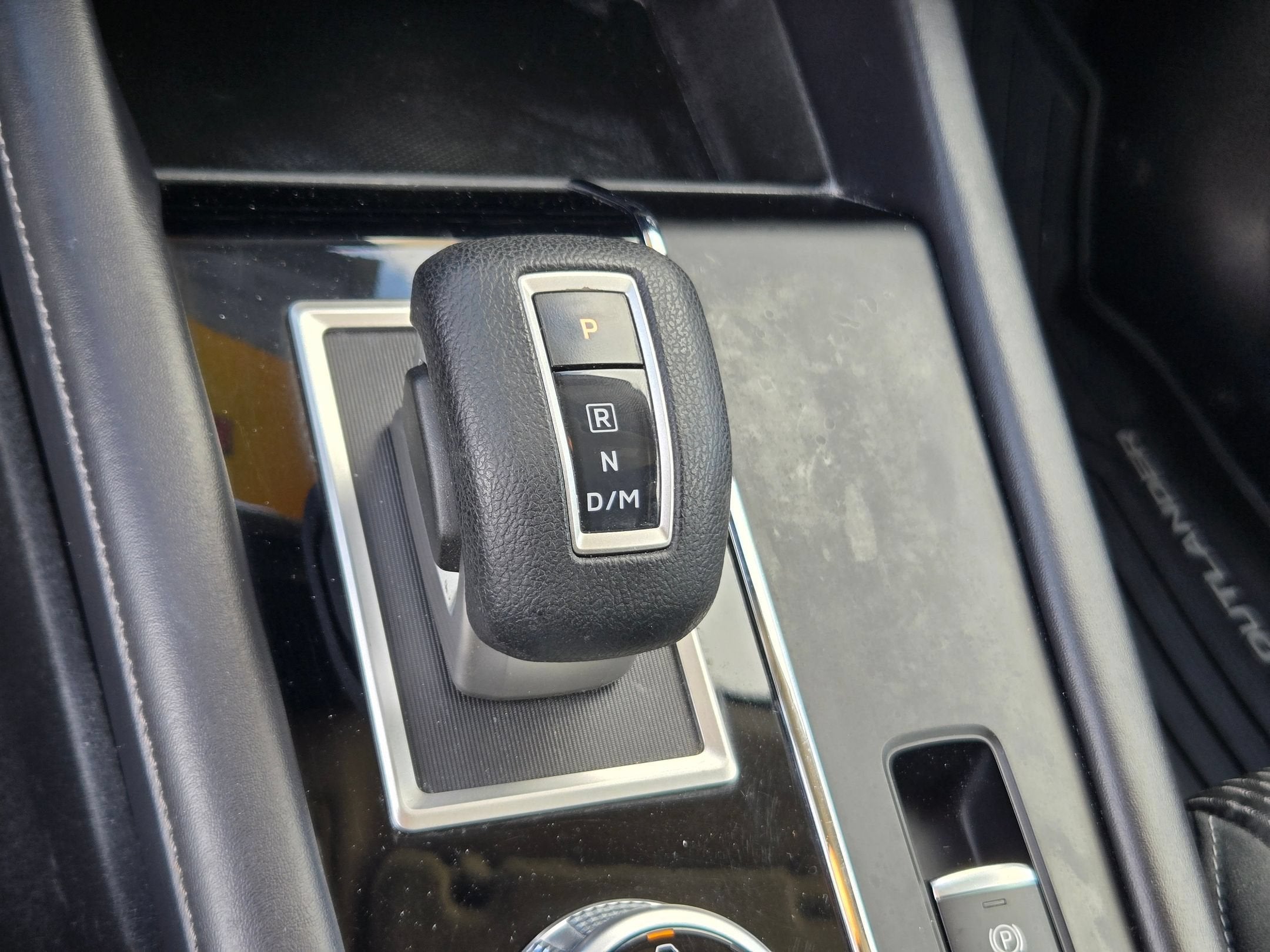 2023 Mitsubishi Outlander ES