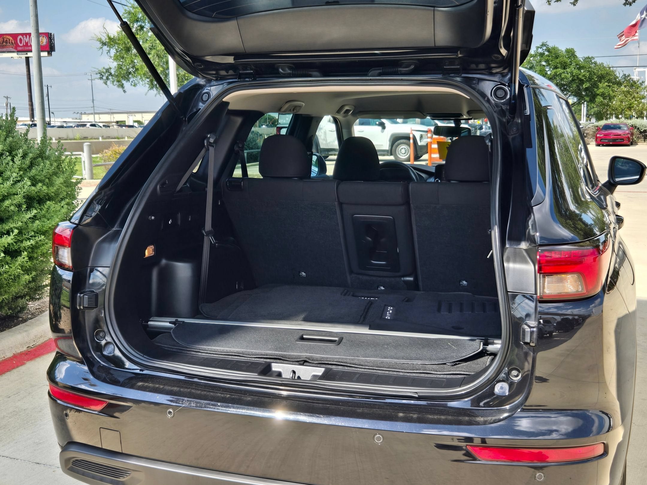 2023 Mitsubishi Outlander ES