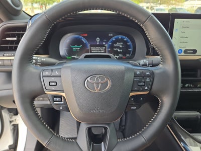 2025 Toyota Crown Platinum