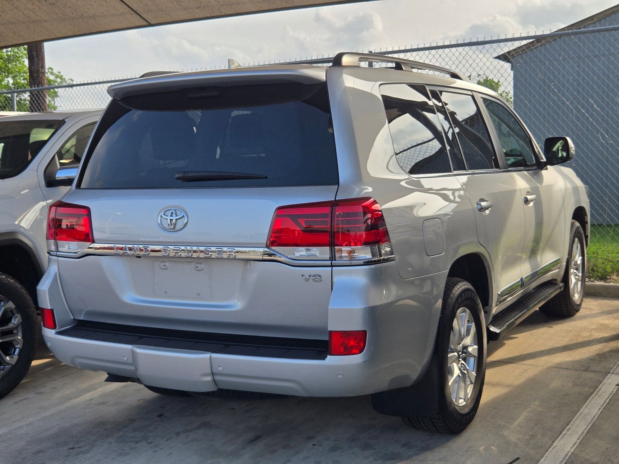 2021 Toyota Land Cruiser Base