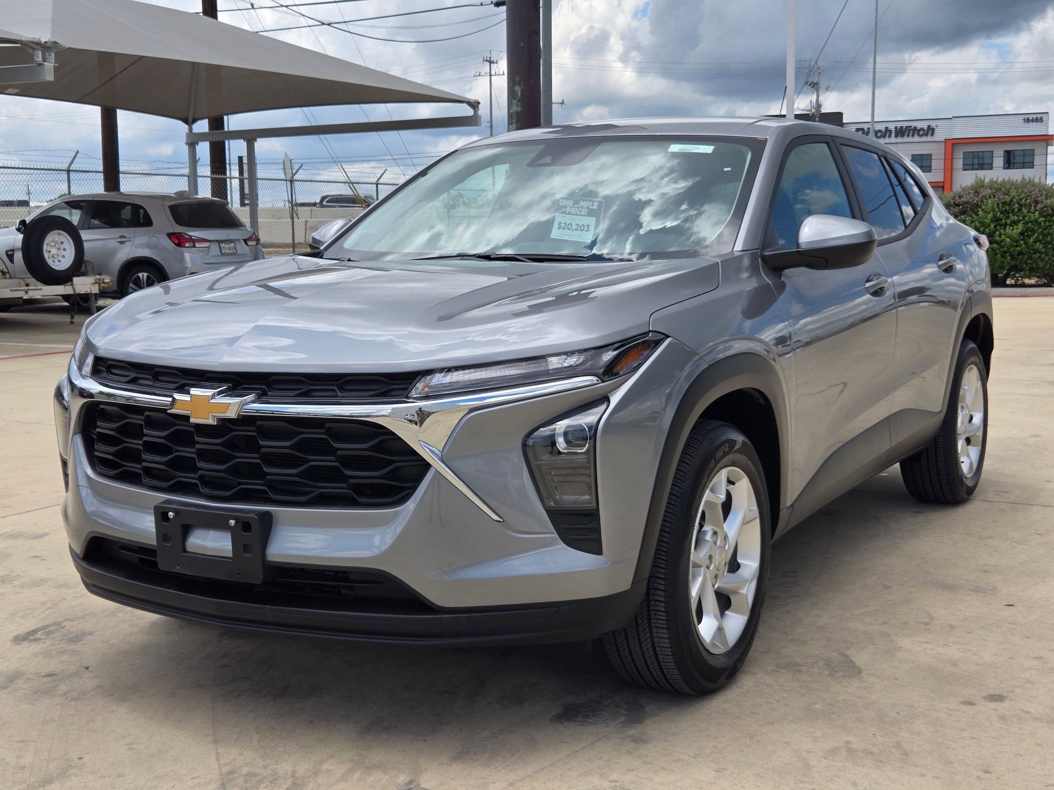 2025 Chevrolet Trax LS