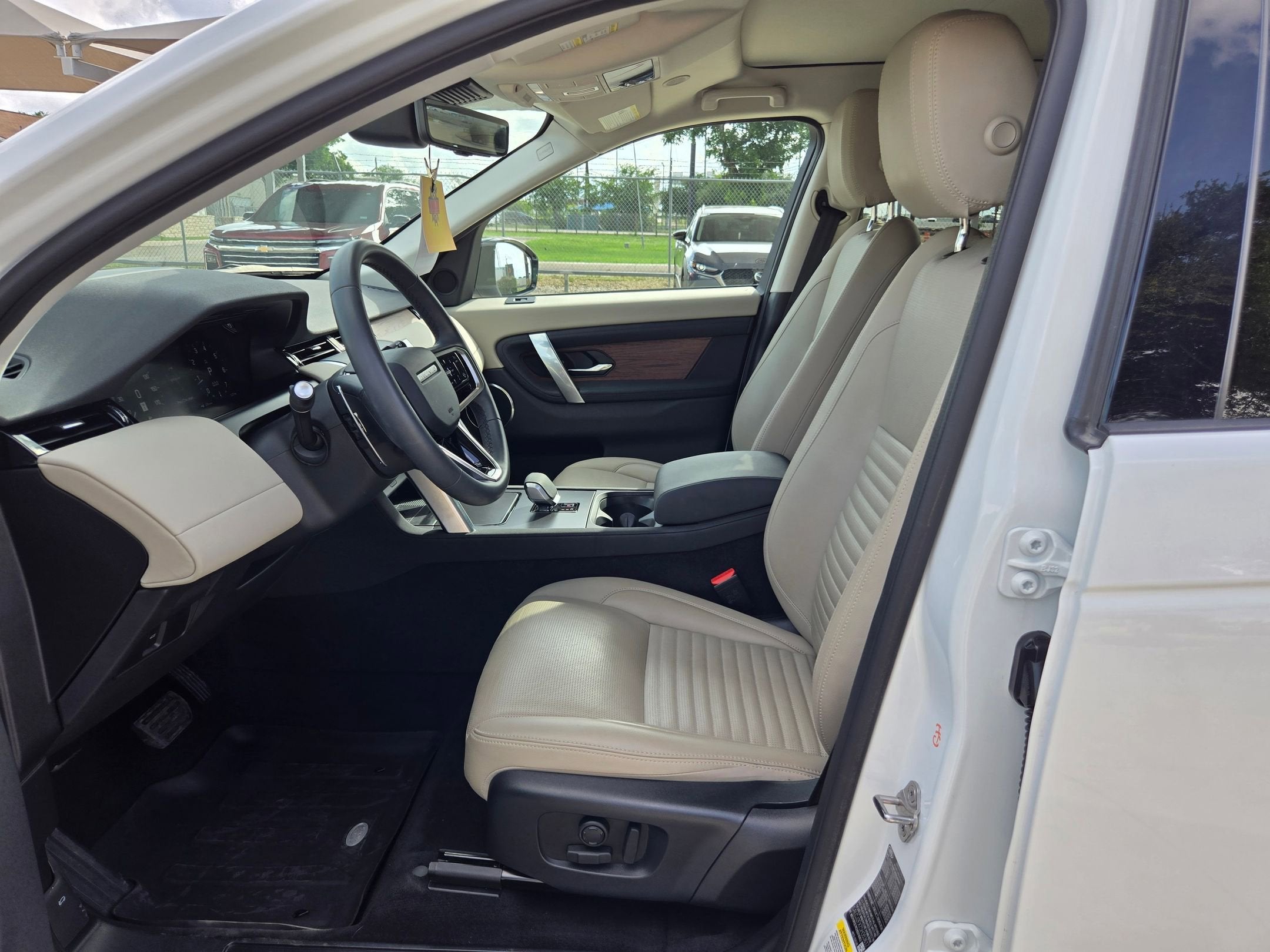 2025 Land Rover Discovery Sport S