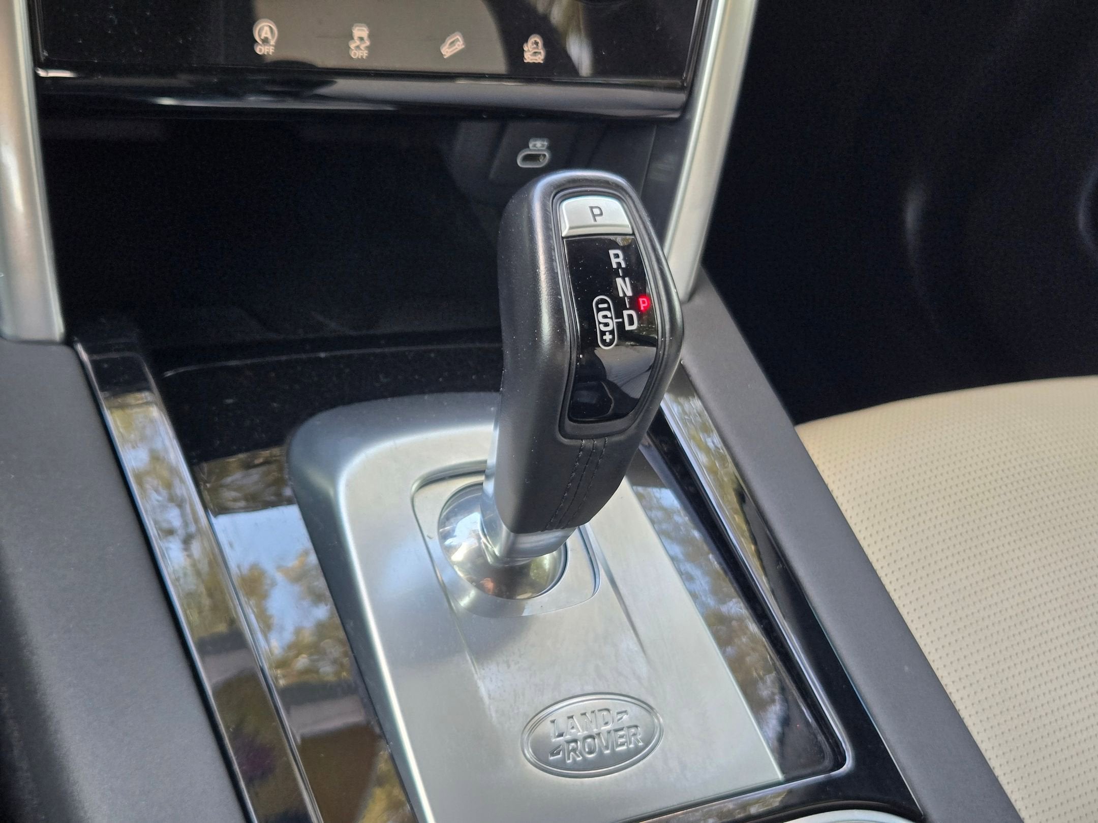 2023 Land Rover Discovery Sport S R-Dynamic