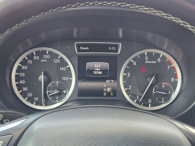 2017 INFINITI QX30 Premium