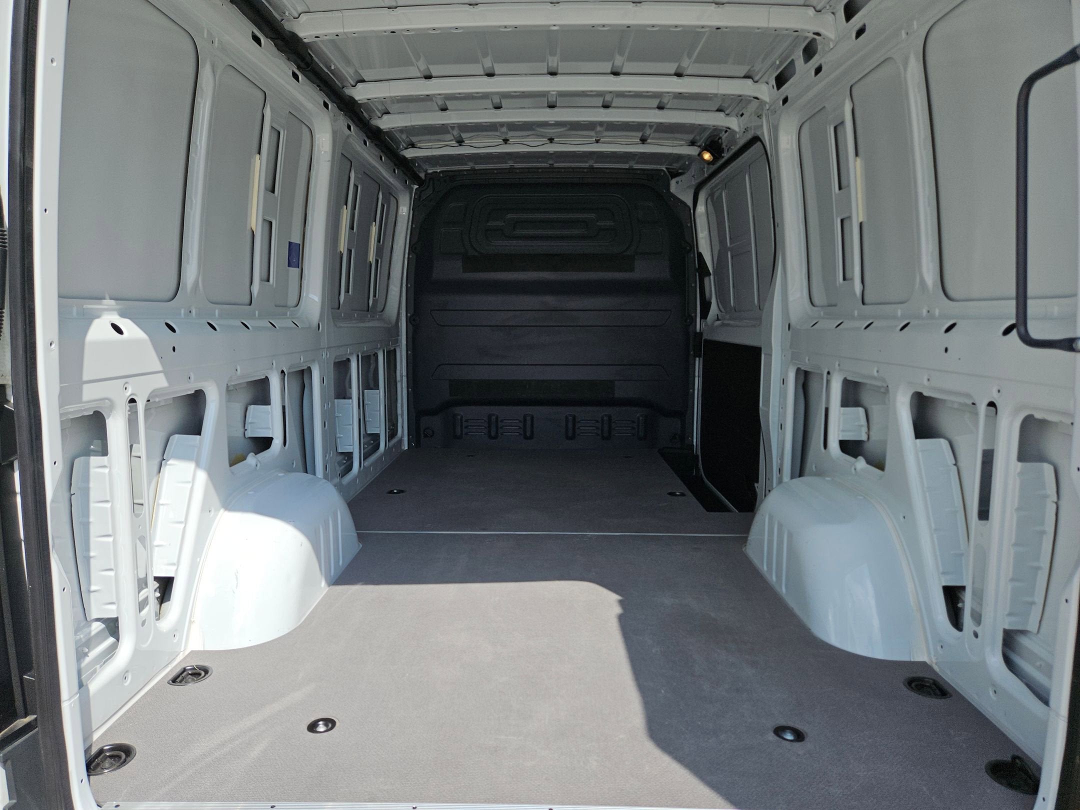 2025 Mercedes-Benz Sprinter Cargo Van 144 WB